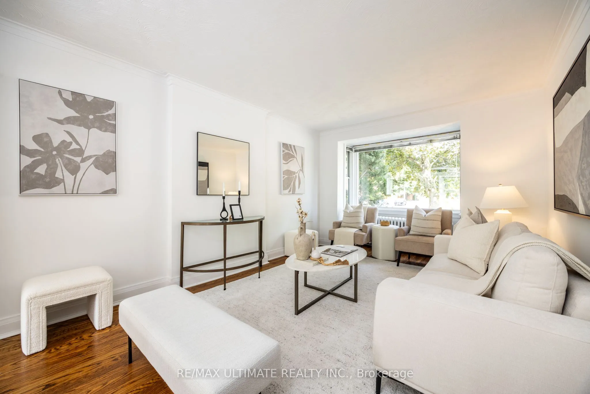 221 Donlea Drive
