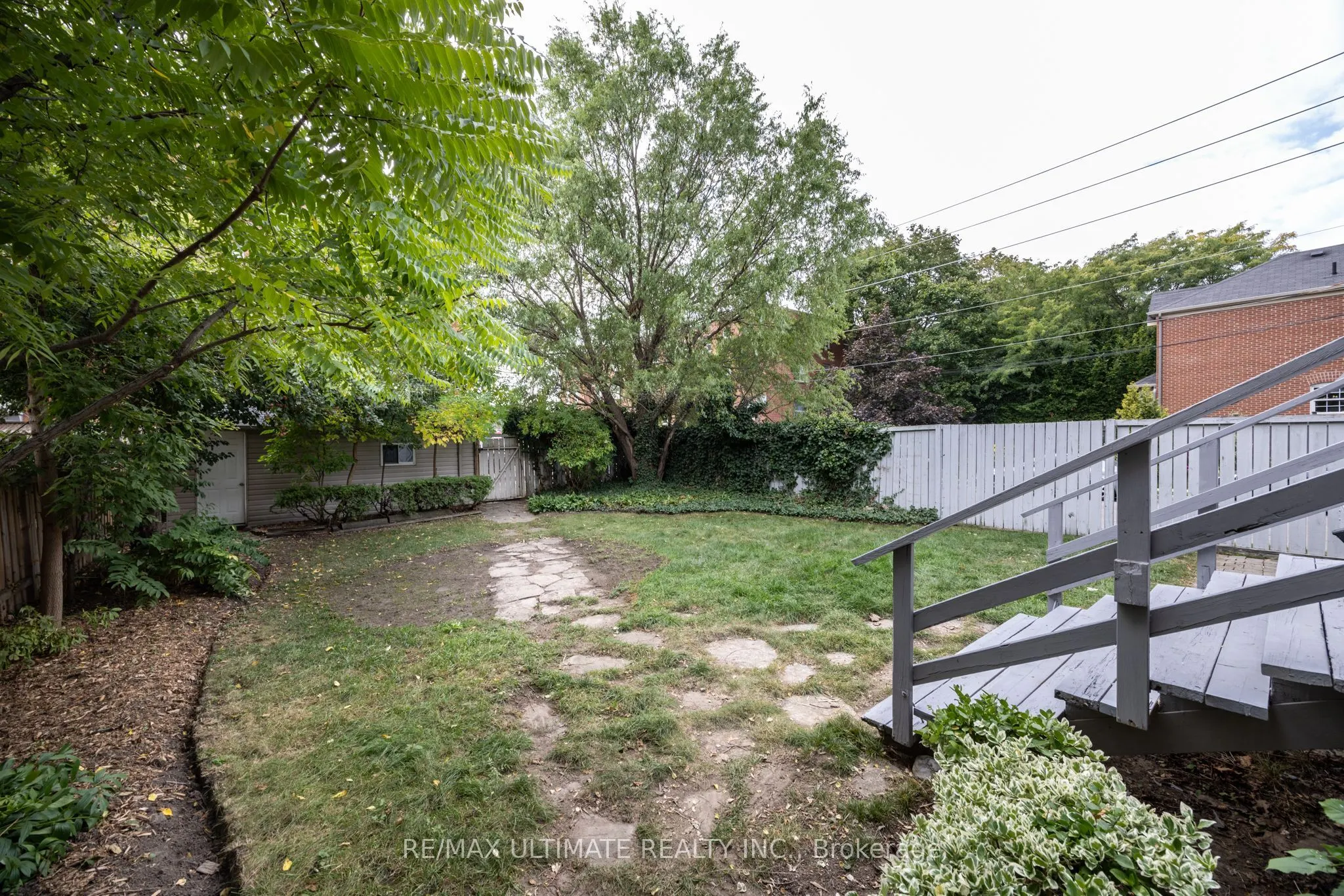 221 Donlea Drive