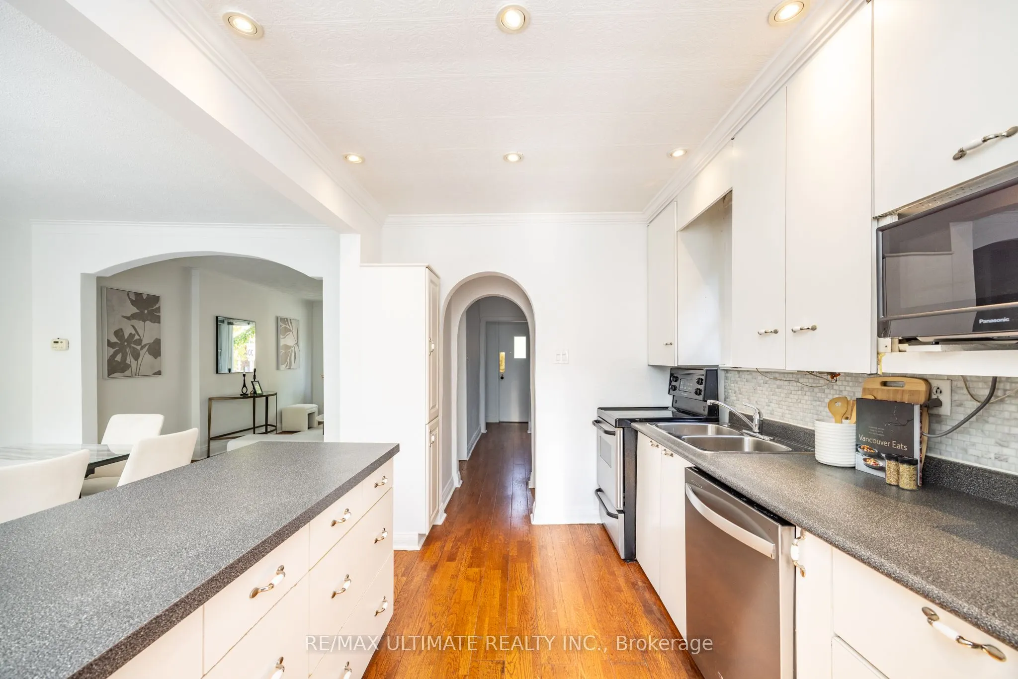 221 Donlea Drive