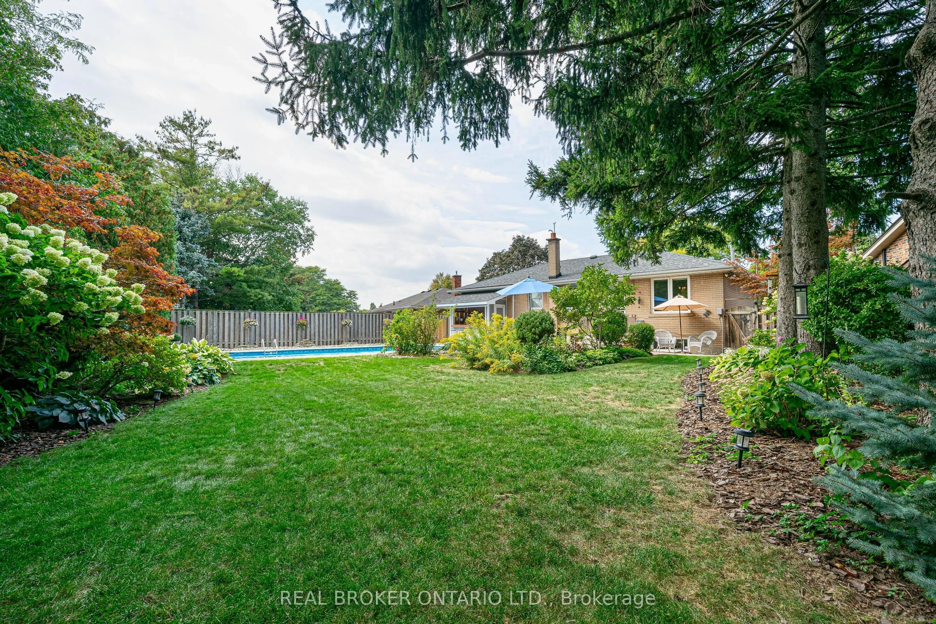 15 Caronport Crescent