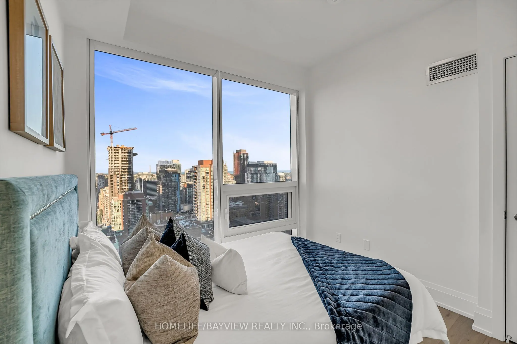 89 Church Street, #2807