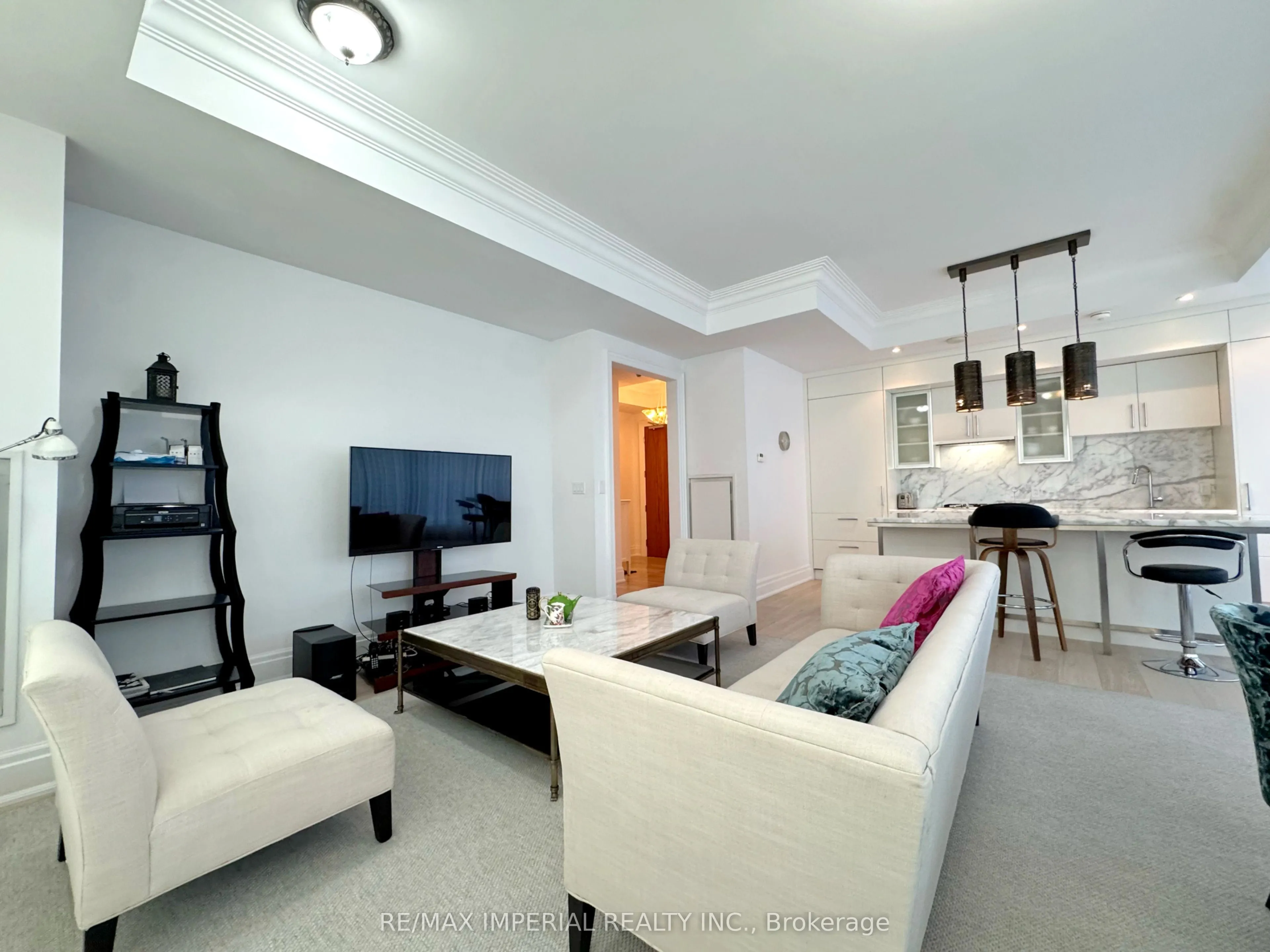 55 Scollard Street, #402