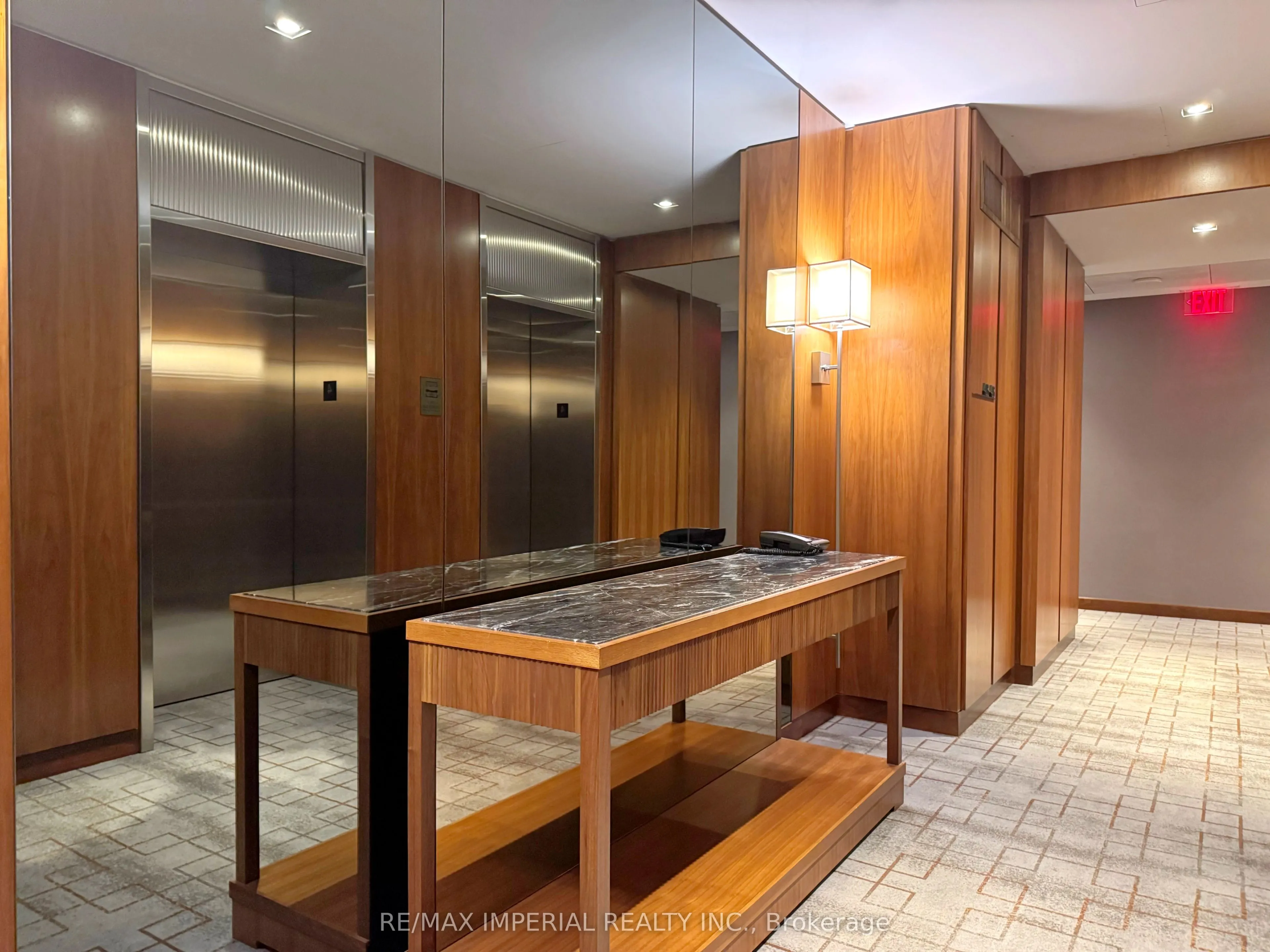 55 Scollard Street, #402