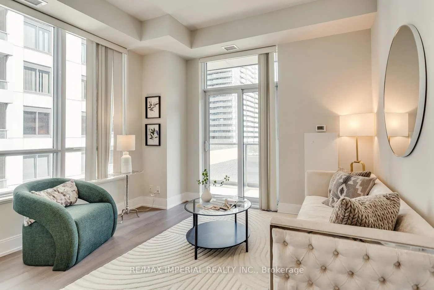 21 Balmuto Street, #1101