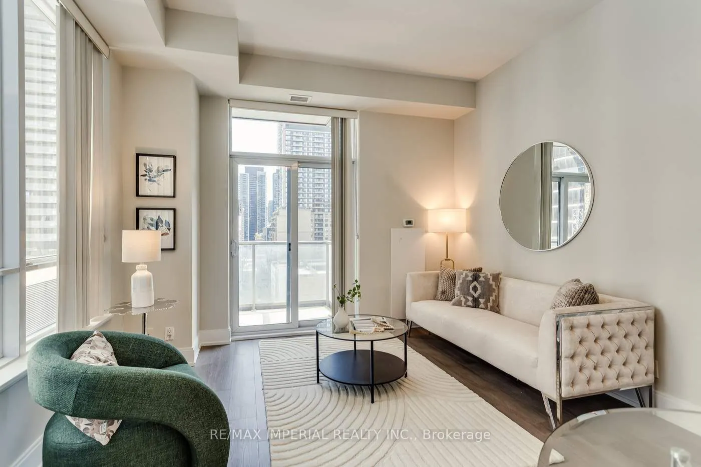21 Balmuto Street, #1101