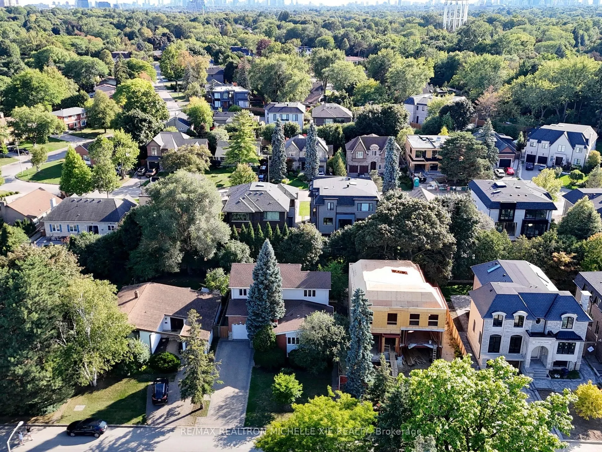 12 Addison Crescent