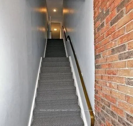 1453 Dundas Street W, ##1, 2 Flr