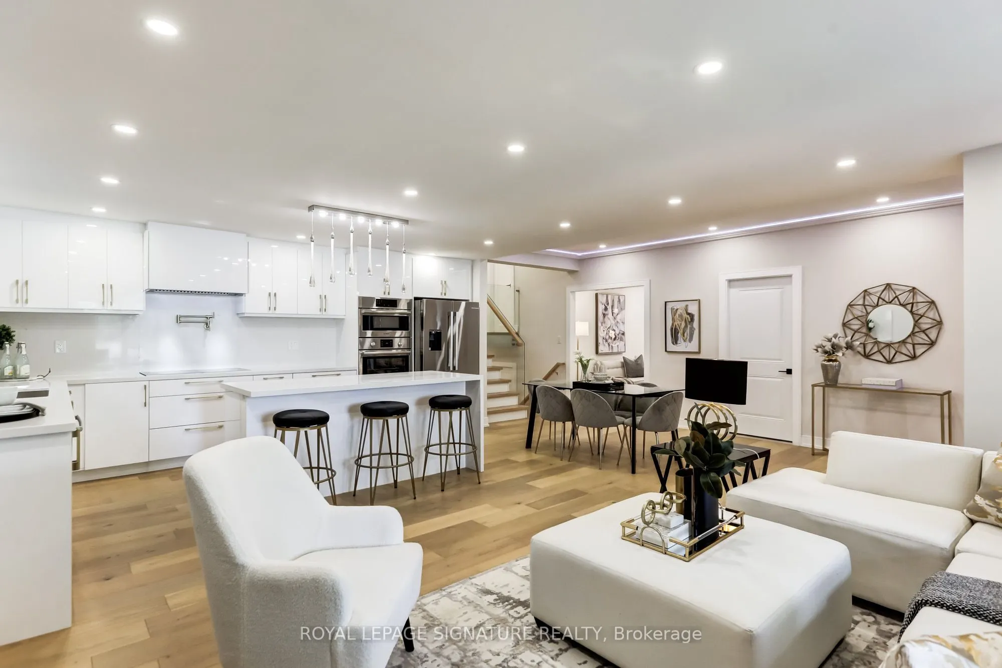 30 Snowcrest Avenue