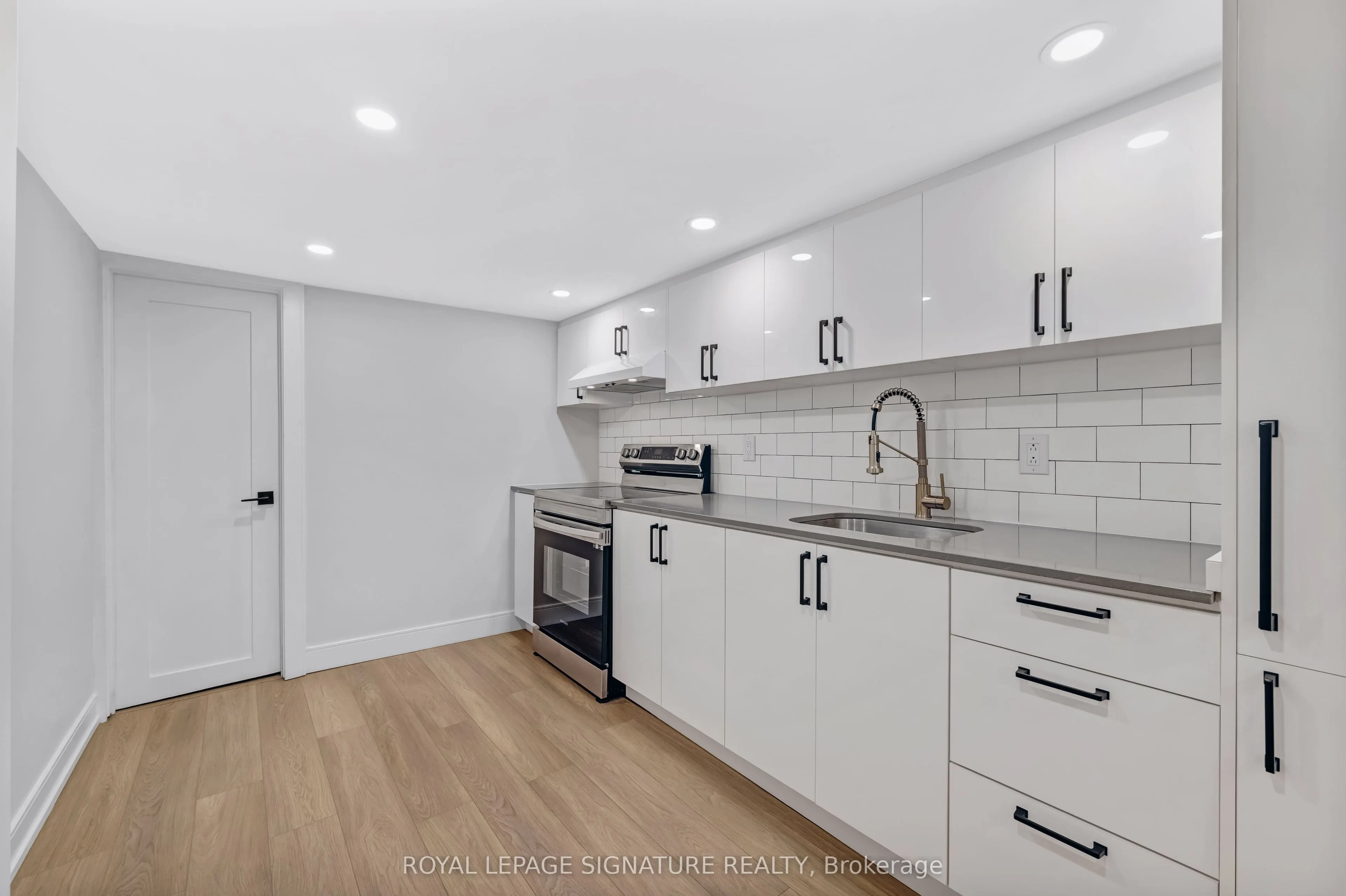30 Snowcrest Avenue