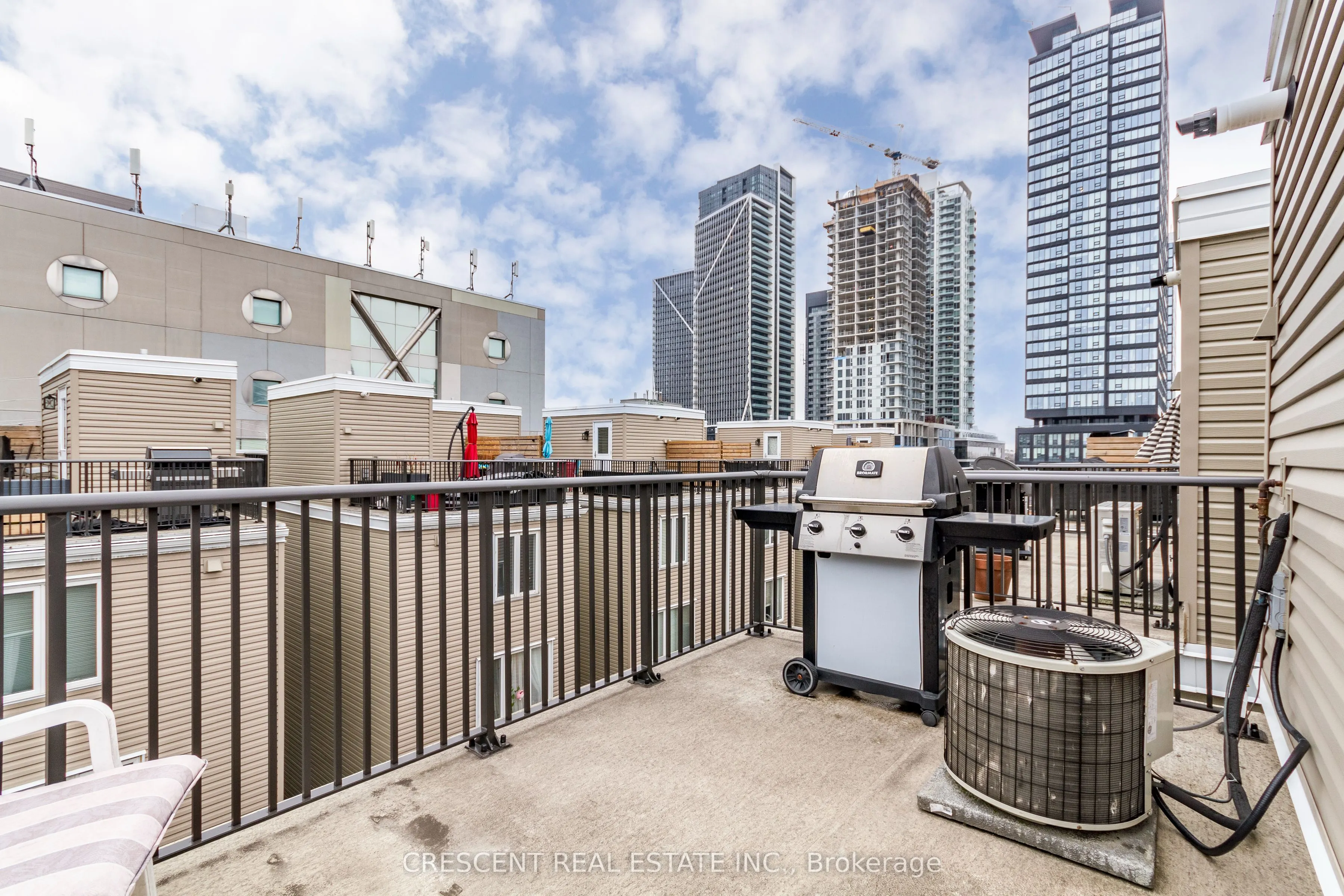 27 Canniff Street, #516