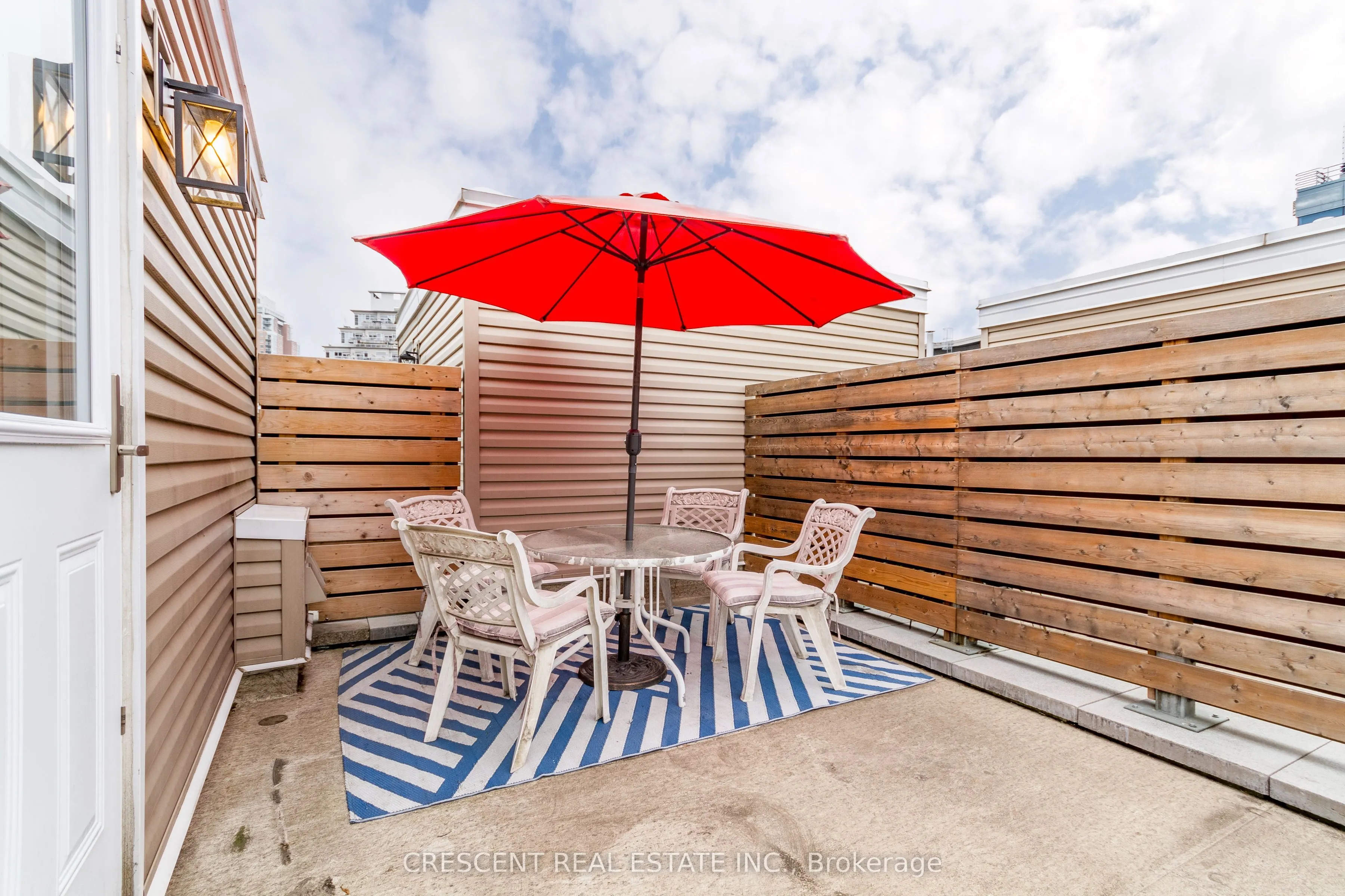 27 Canniff Street, #516