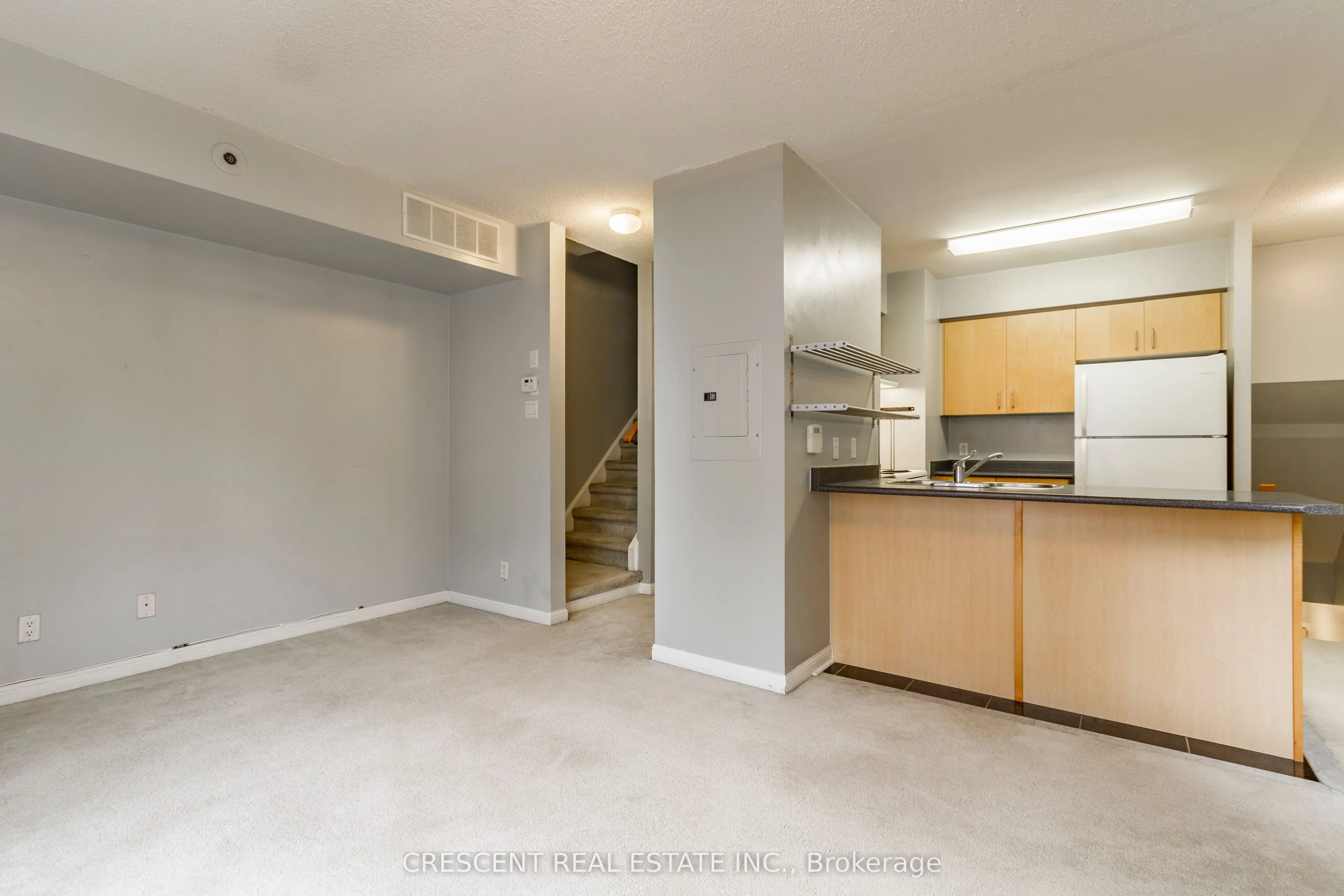 27 Canniff Street, #516
