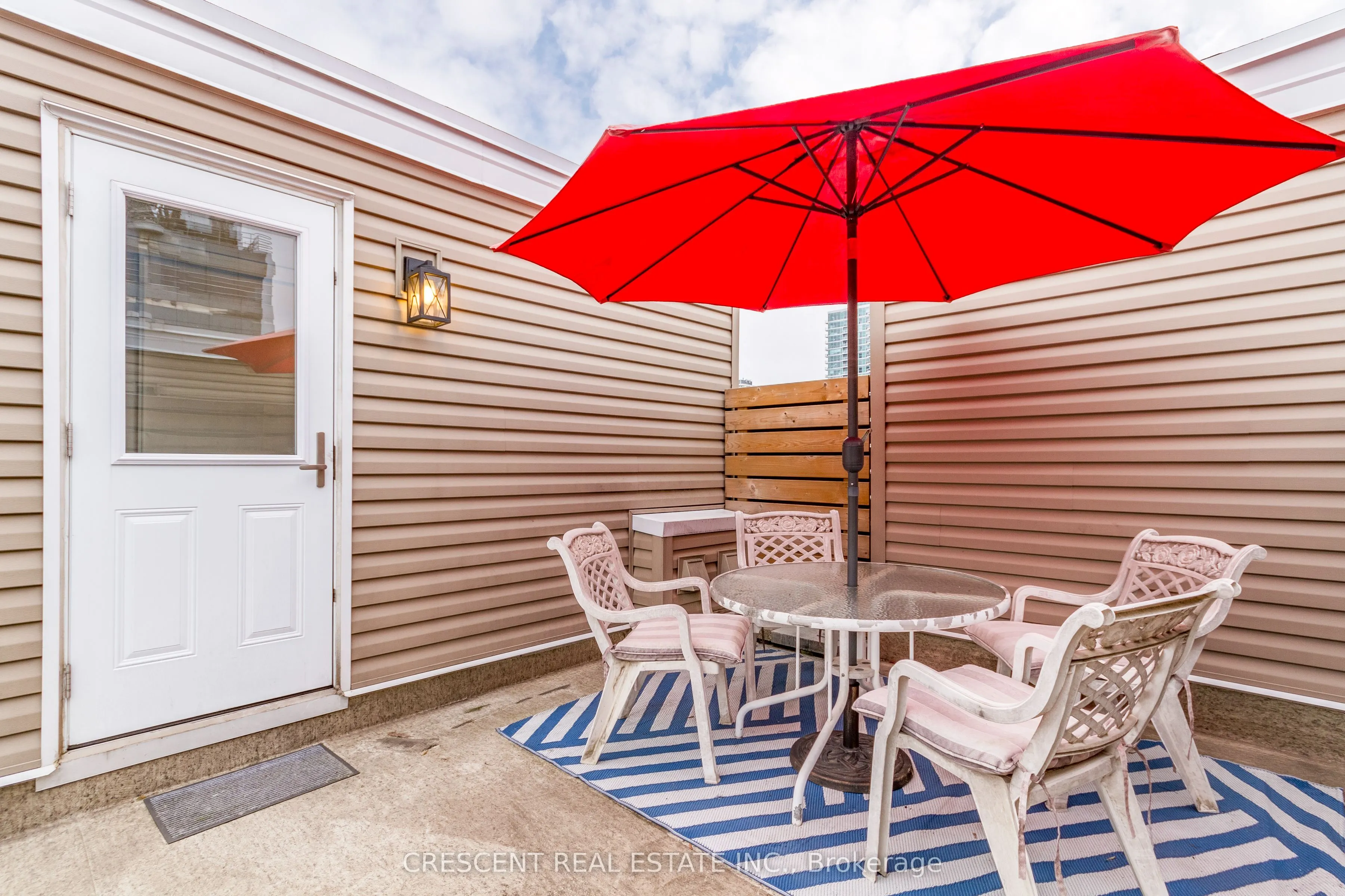 27 Canniff Street, #516