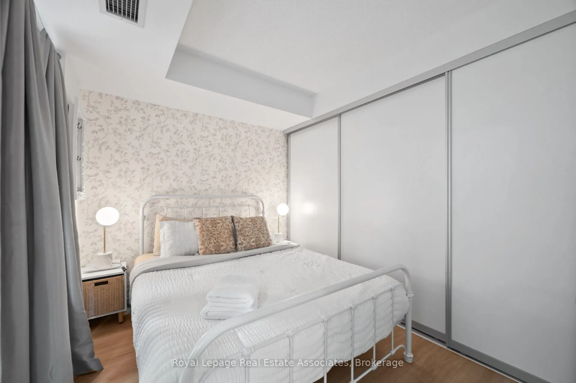 80 Western Battery Road, #222