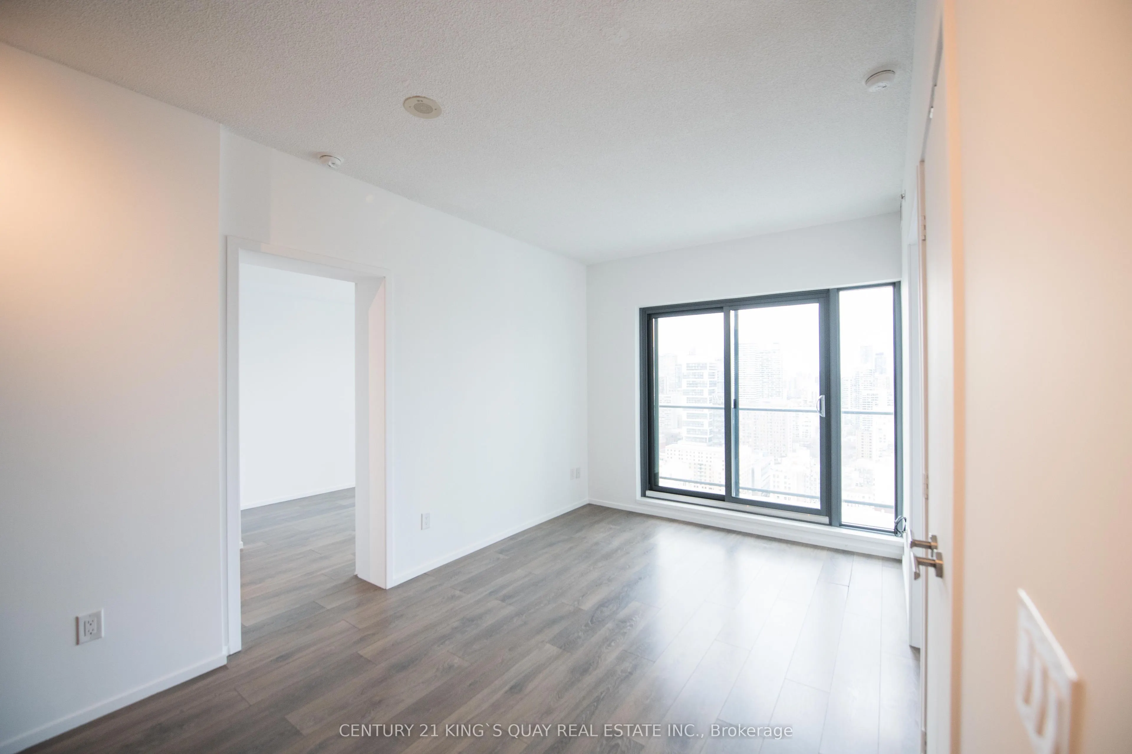 159 Dundas Street E, #3007