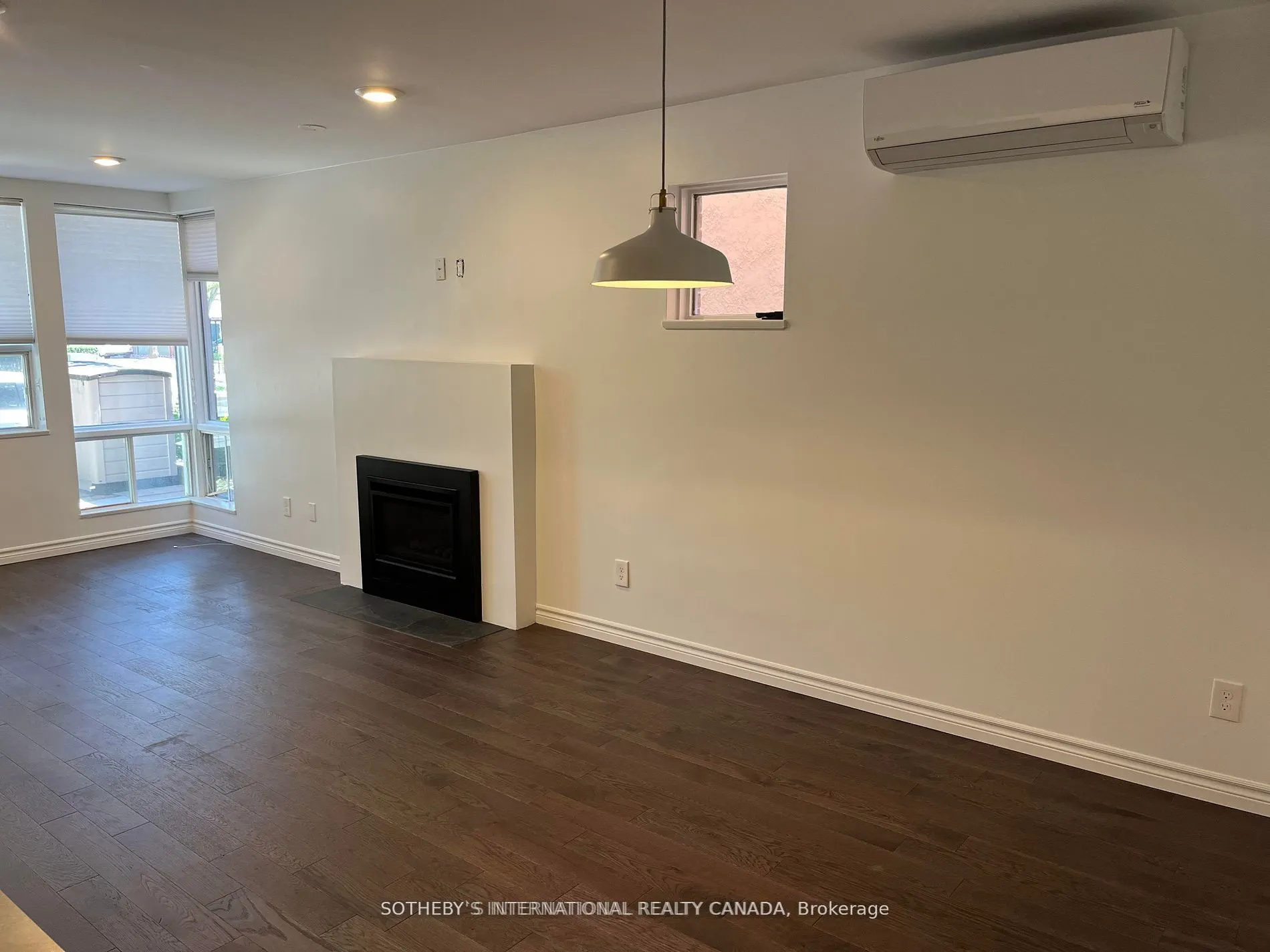 1458 Bayview Avenue, ##1