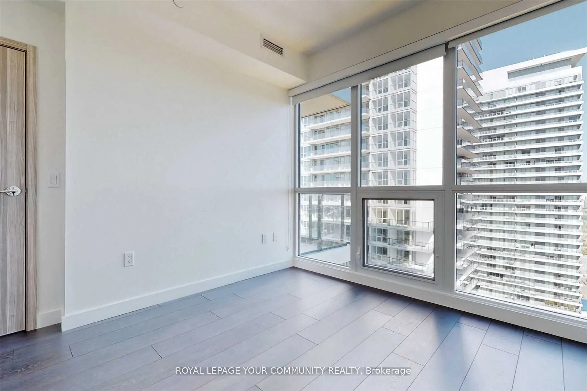 85 Mcmahon Drive, #2801