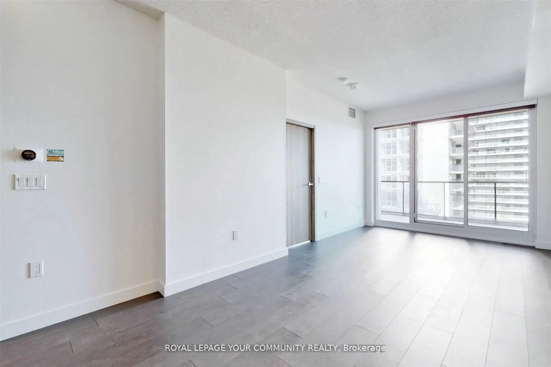 85 Mcmahon Drive, #2801