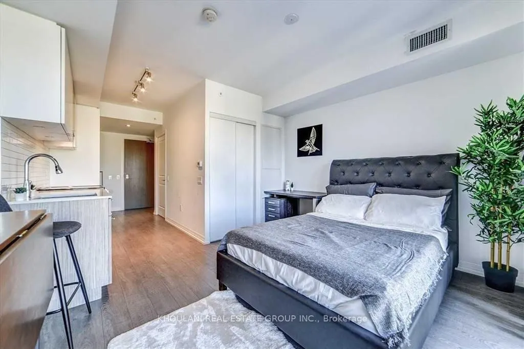251 Jarvis Street, #1704