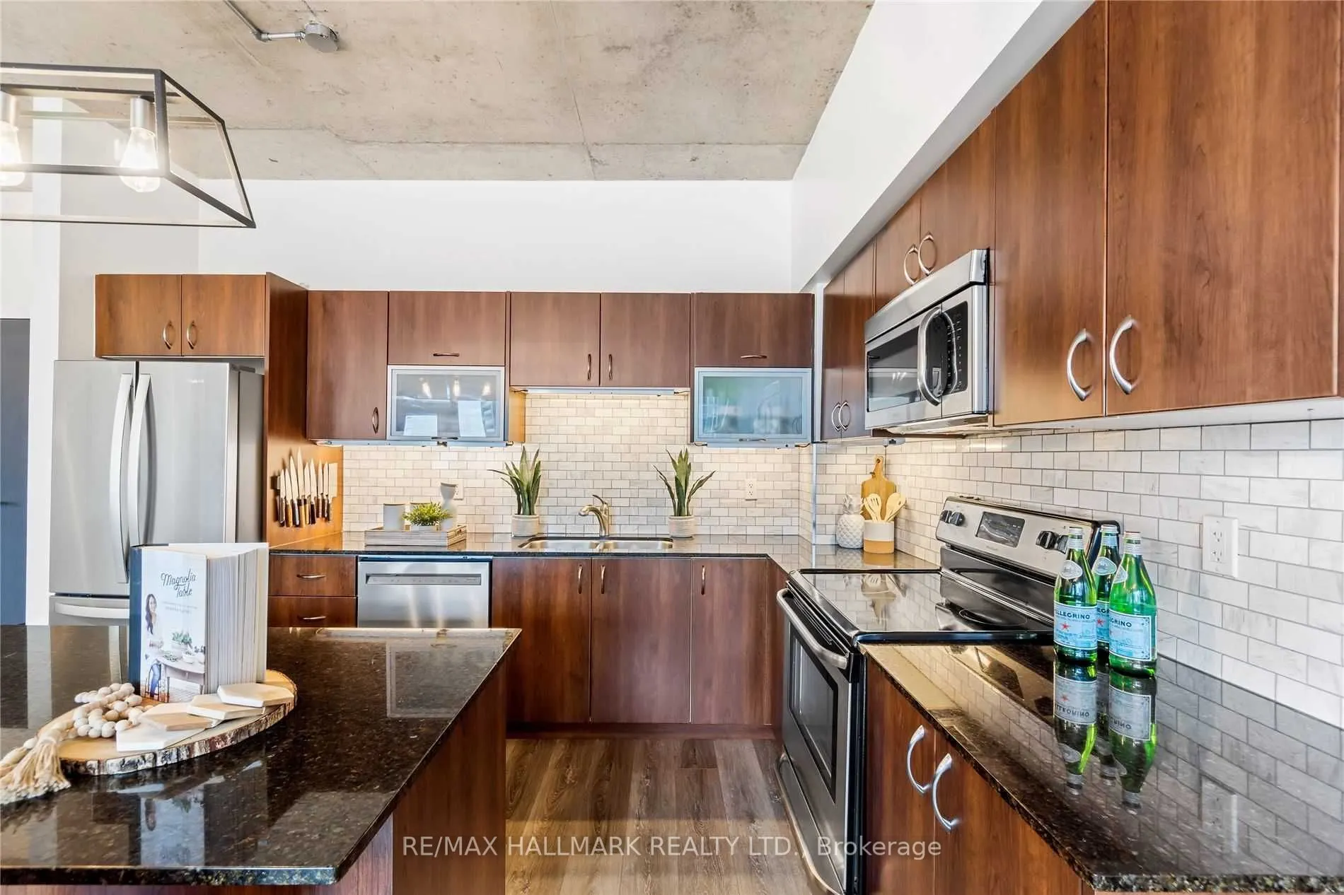 59 East Liberty Street, #2204
