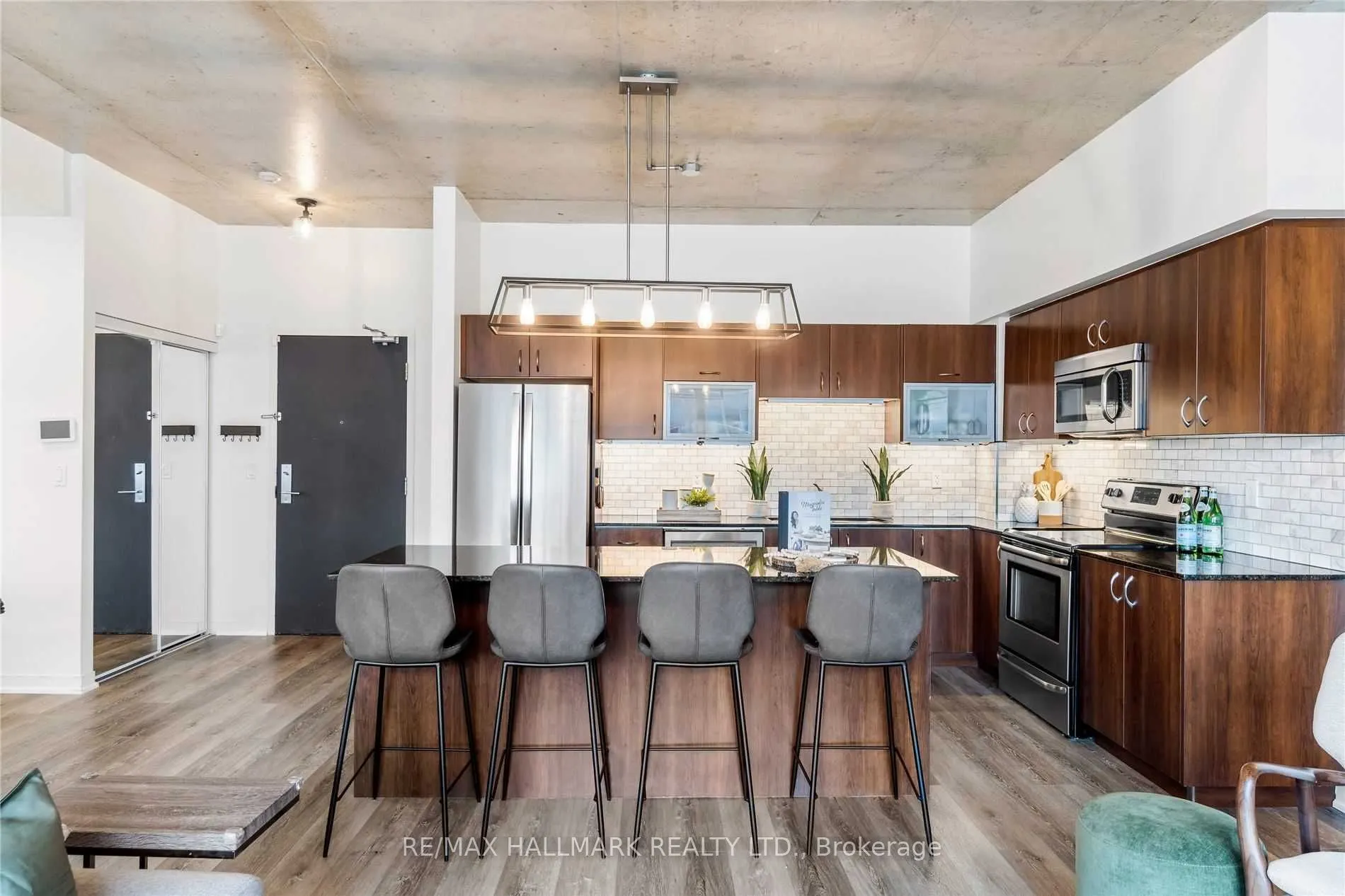 59 East Liberty Street, #2204