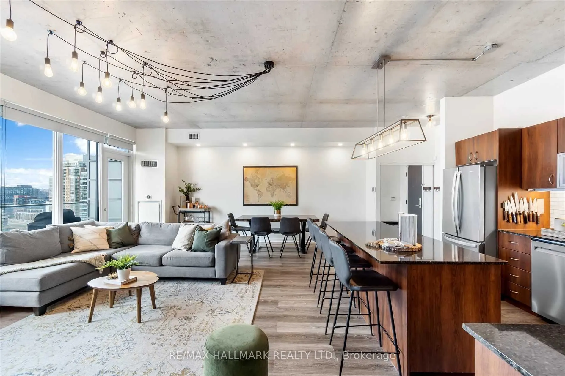 59 East Liberty Street, #2204