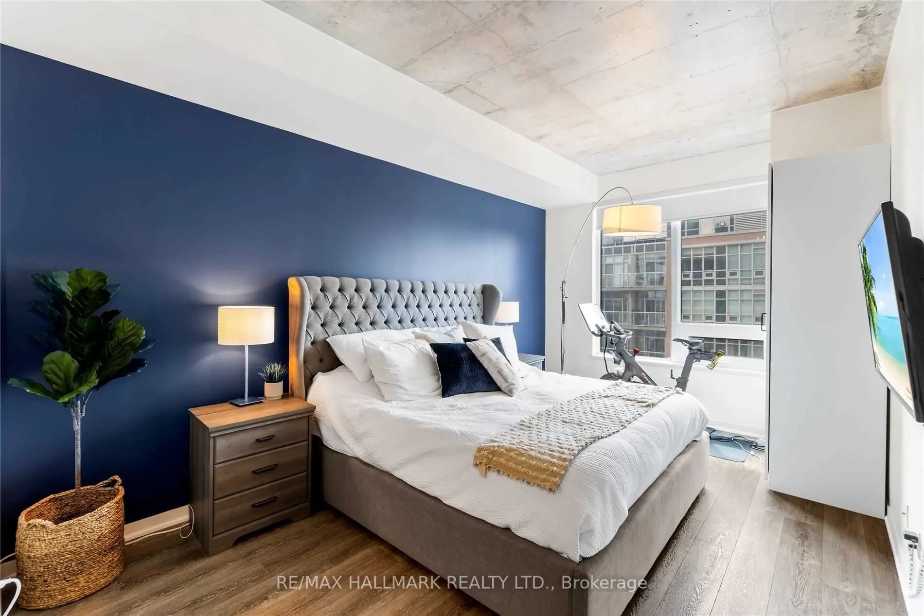 59 East Liberty Street, #2204