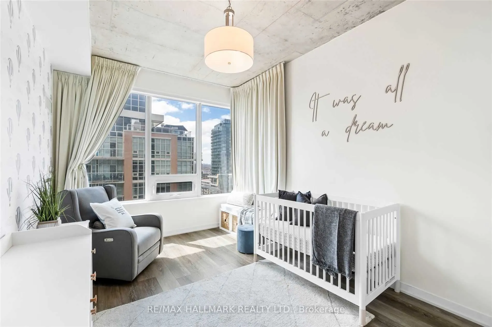 59 East Liberty Street, #2204