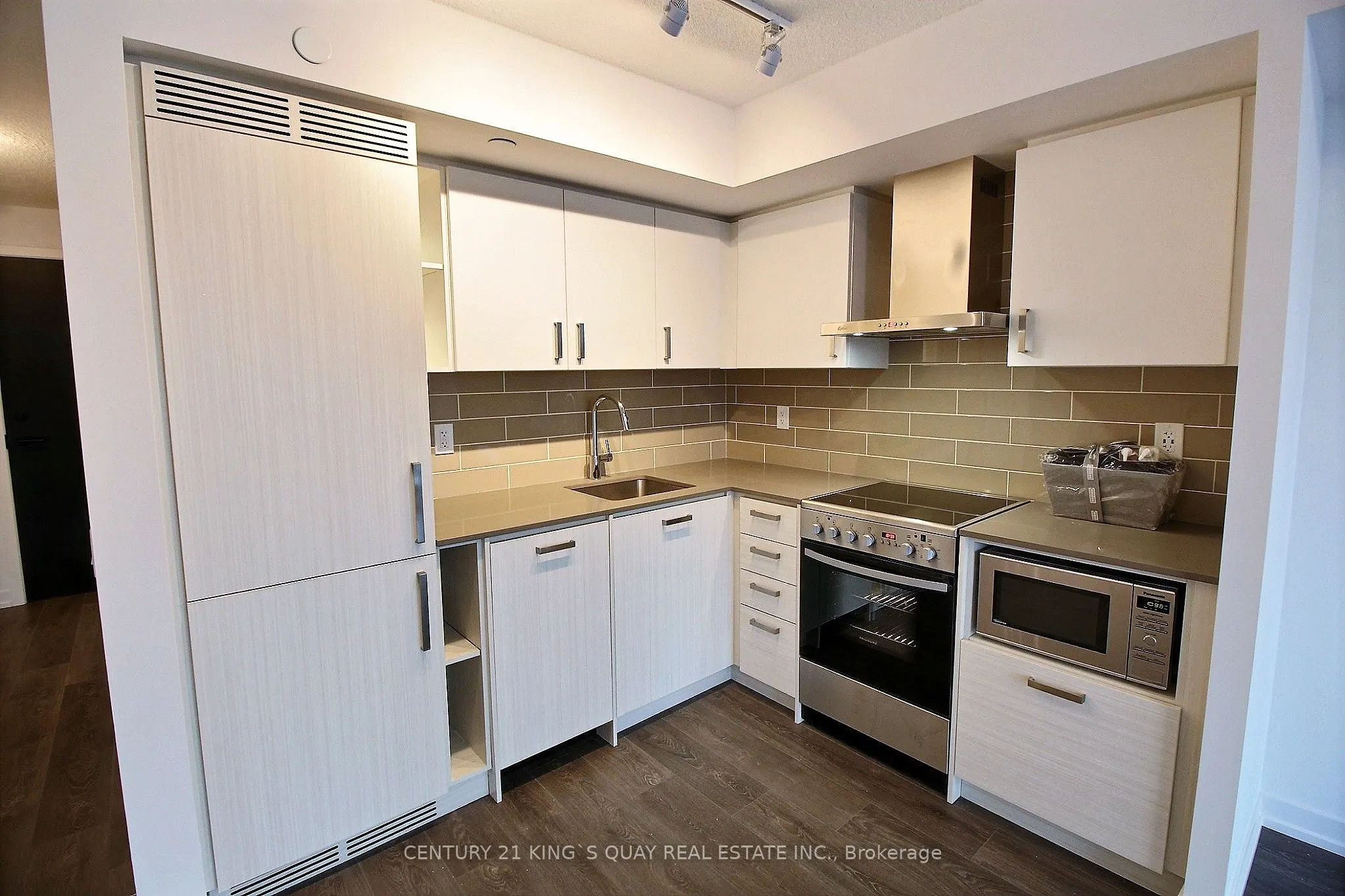 125 Redpath Avenue, #3107