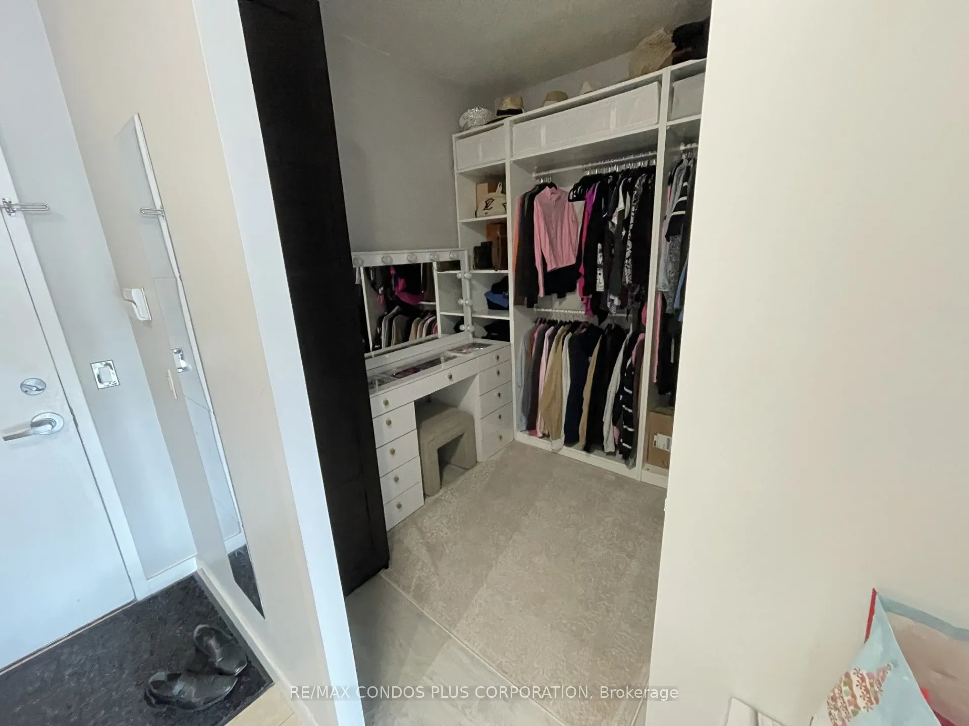 8 York Street, #3406