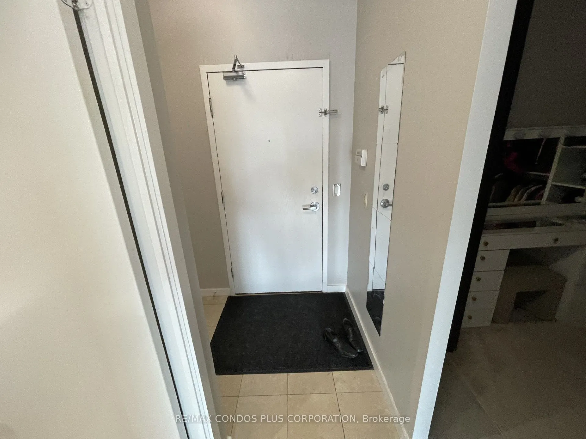 8 York Street, #3406