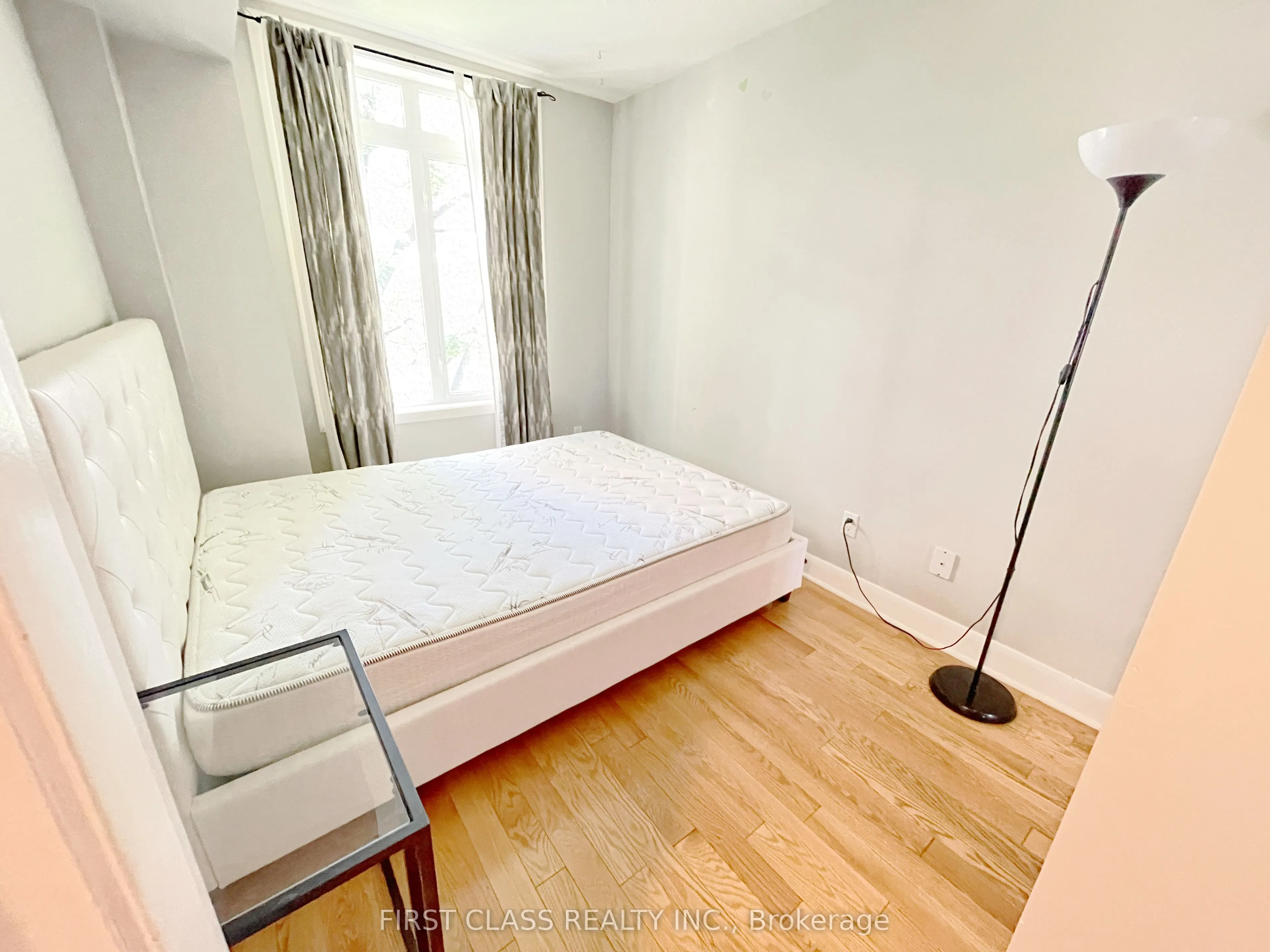 415 Jarvis Street, #355