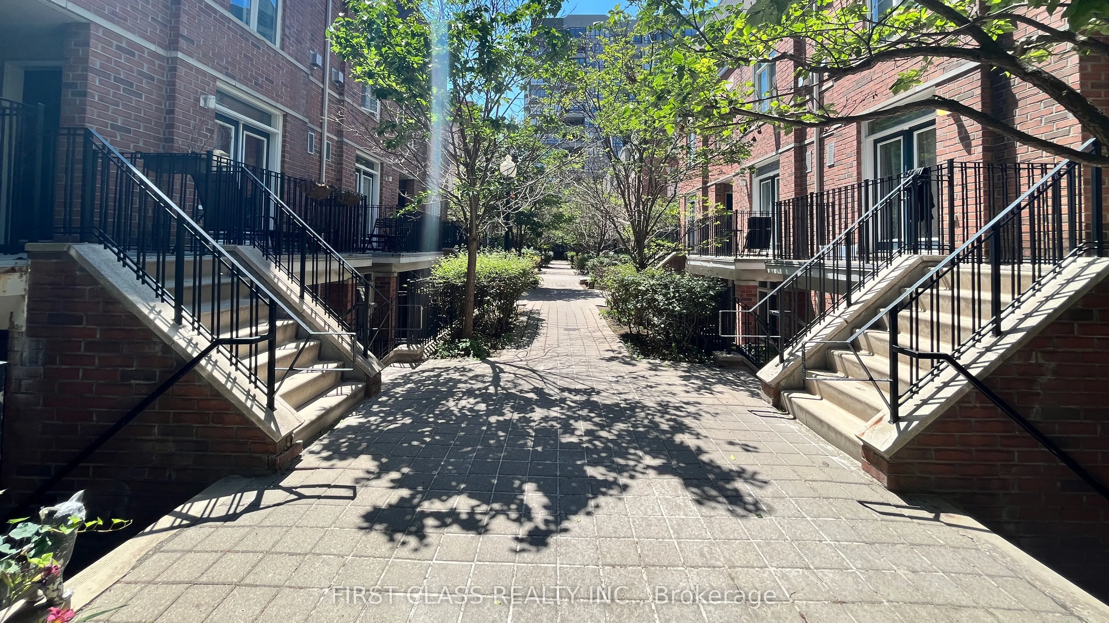 415 Jarvis Street, #355