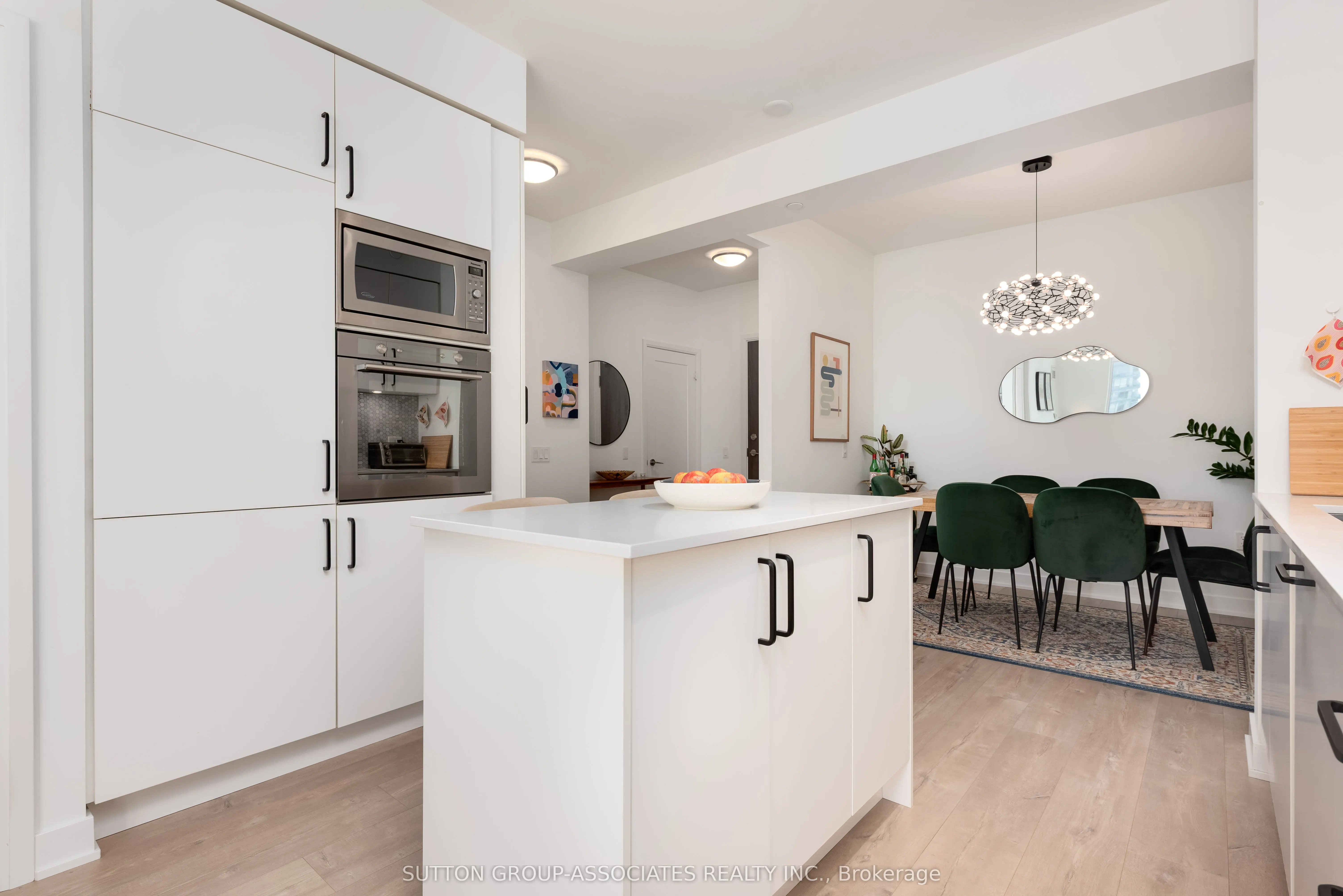 576 Front Street W, #1702