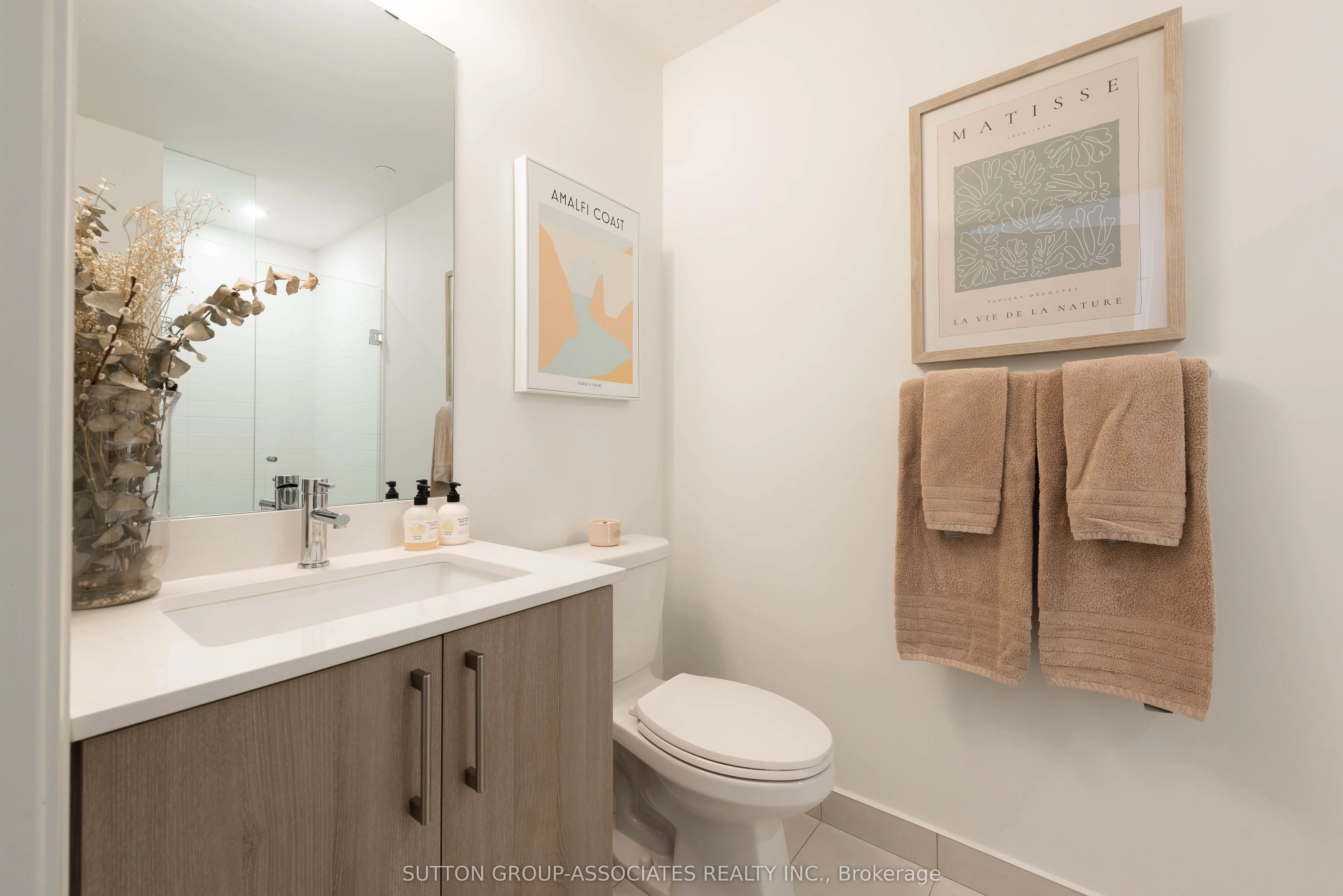 576 Front Street W, #1702