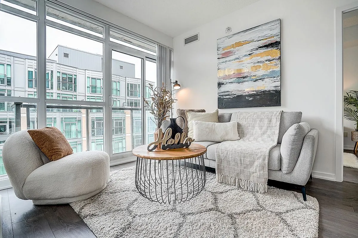 68 Abell Street, #827