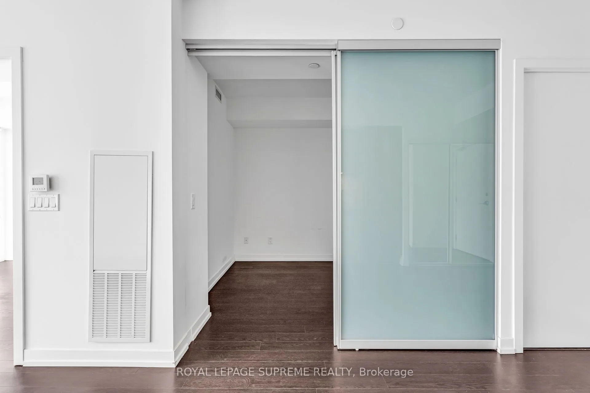 85 Wood Street, #1711