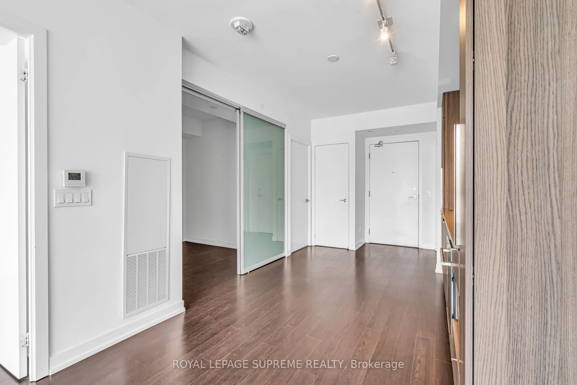 85 Wood Street, #1711