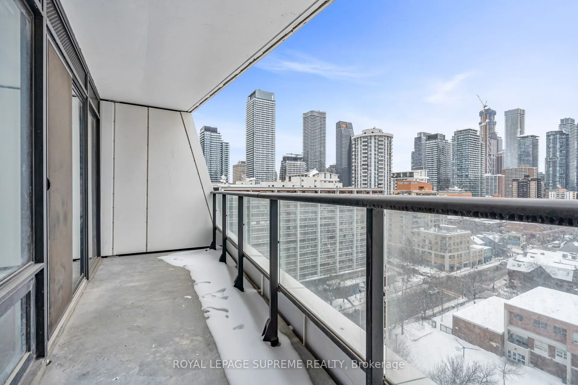85 Wood Street, #1711
