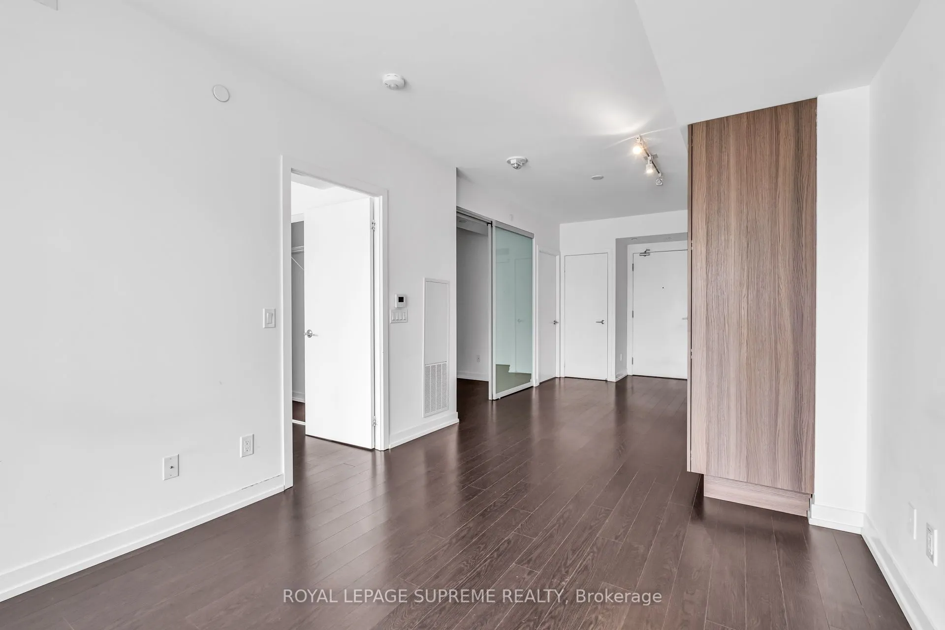 85 Wood Street, #1711