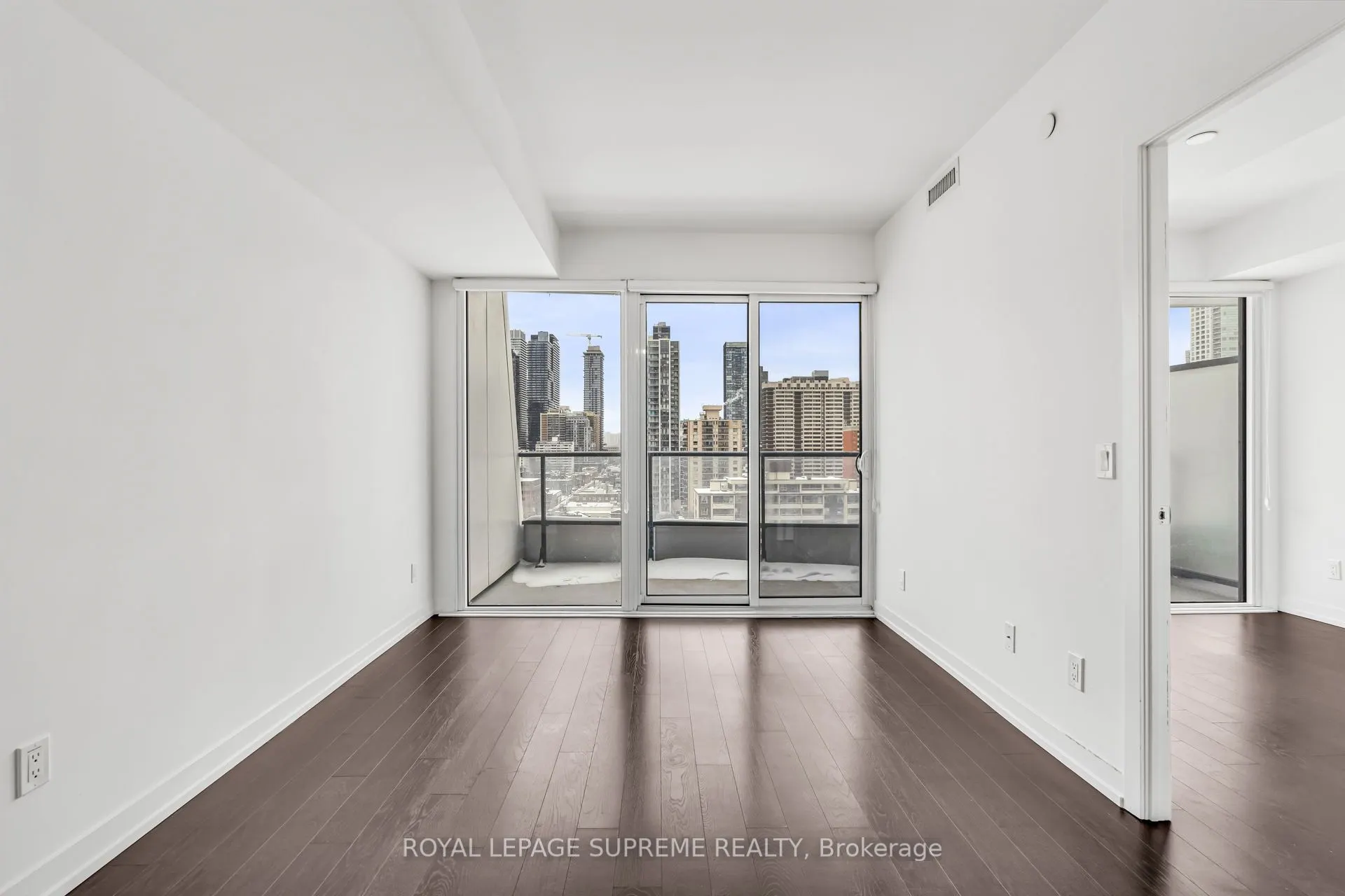 85 Wood Street, #1711