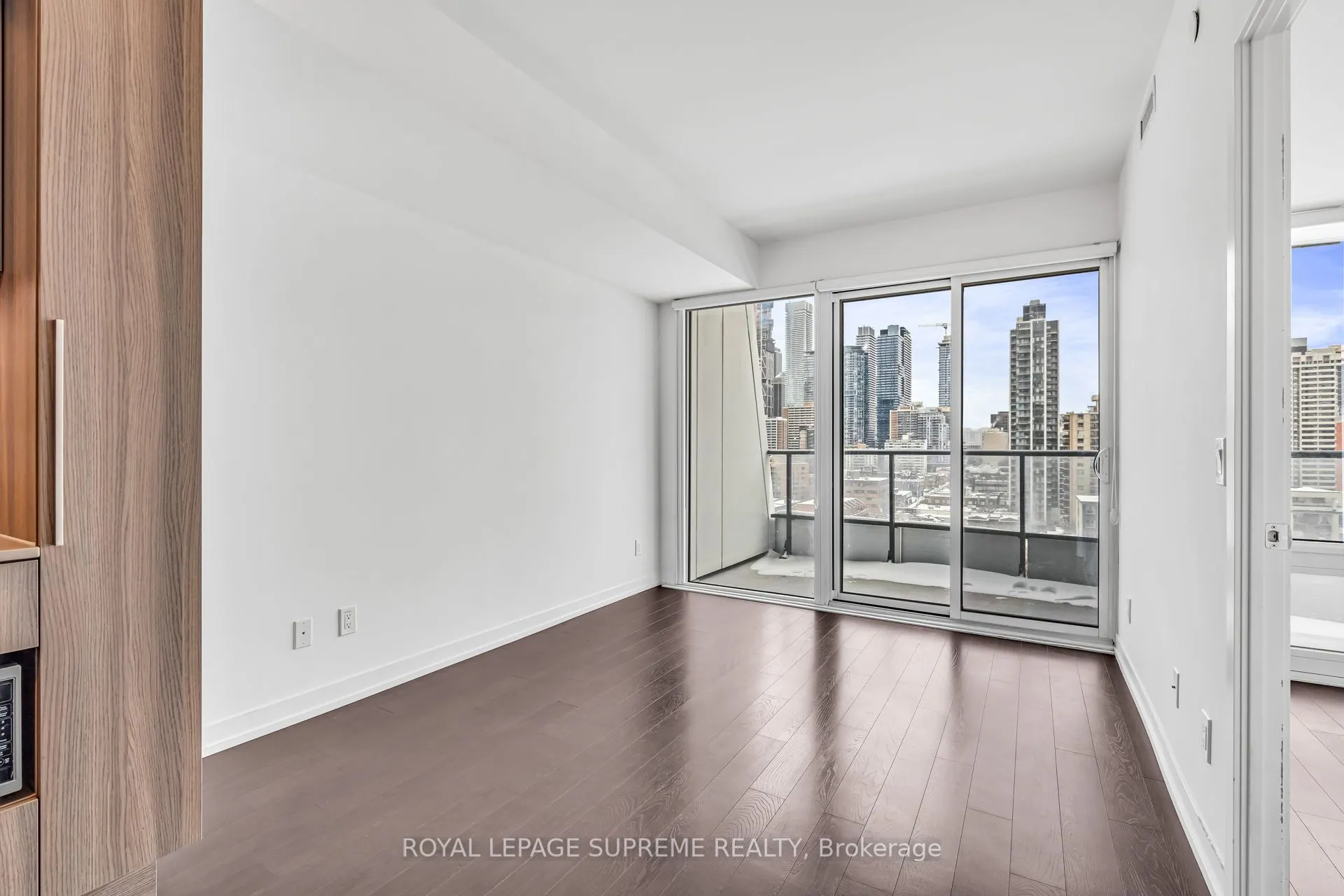85 Wood Street, #1711