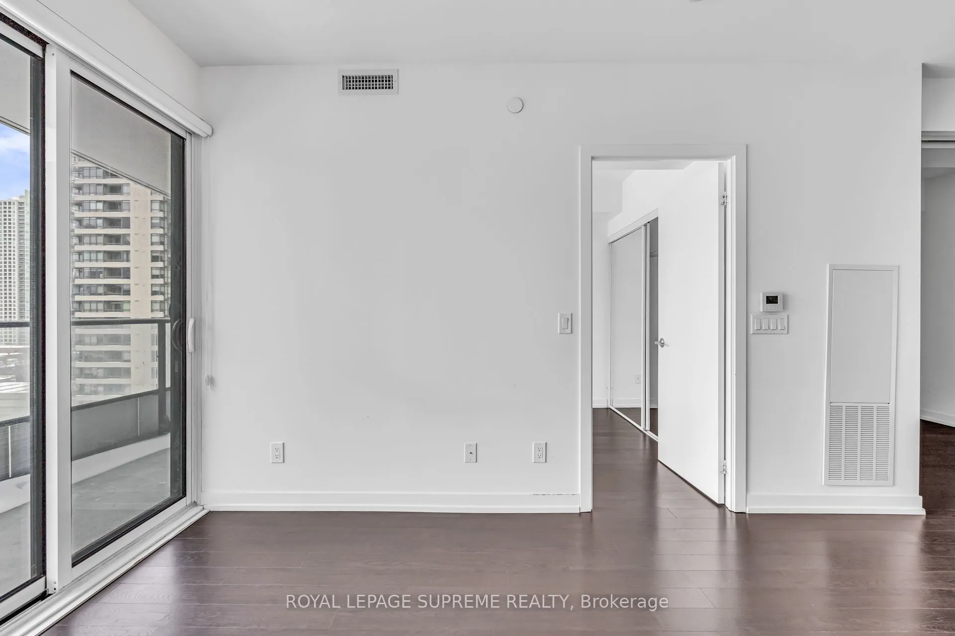 85 Wood Street, #1711