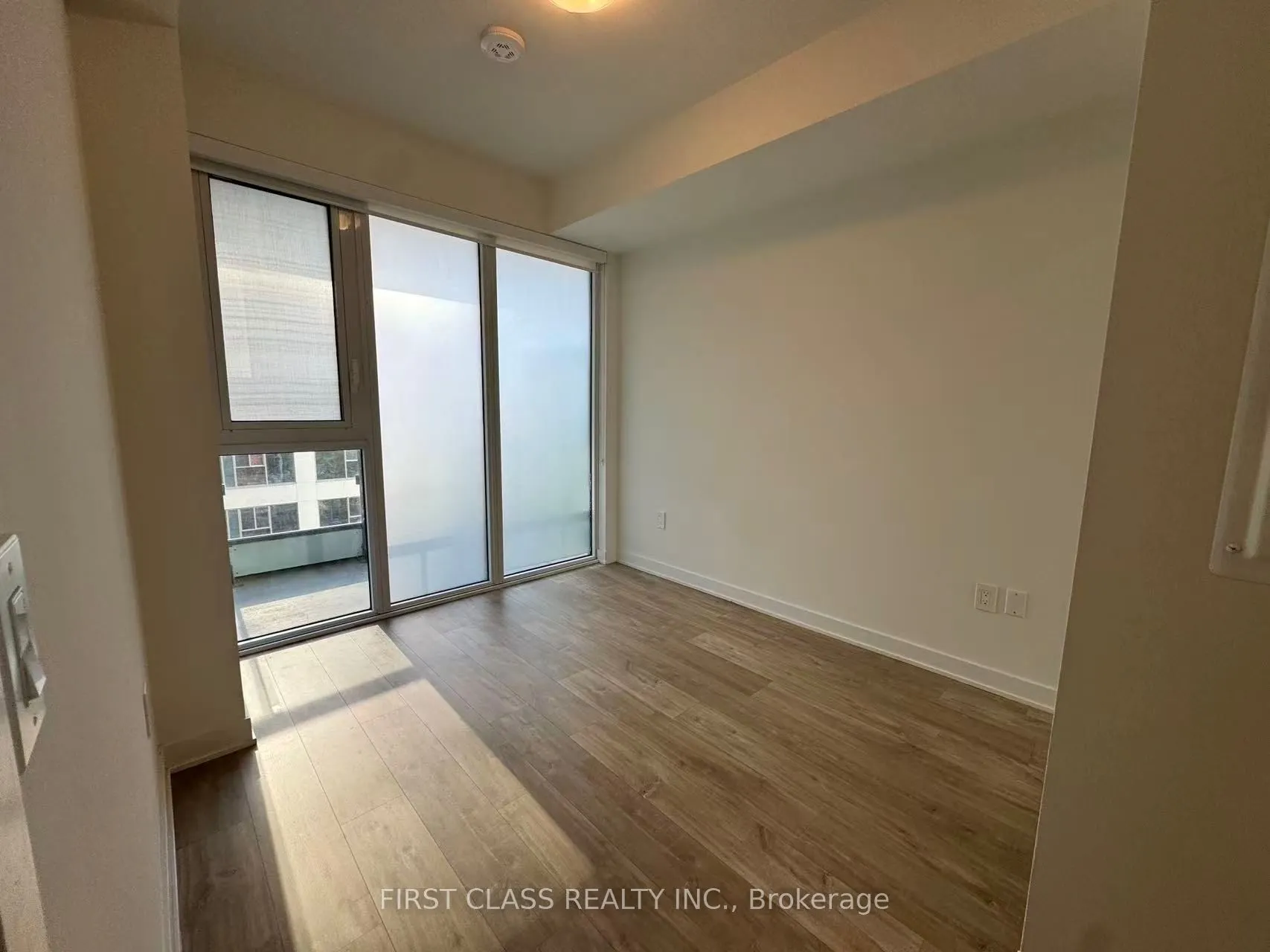 60 Princess Street, #522 SE