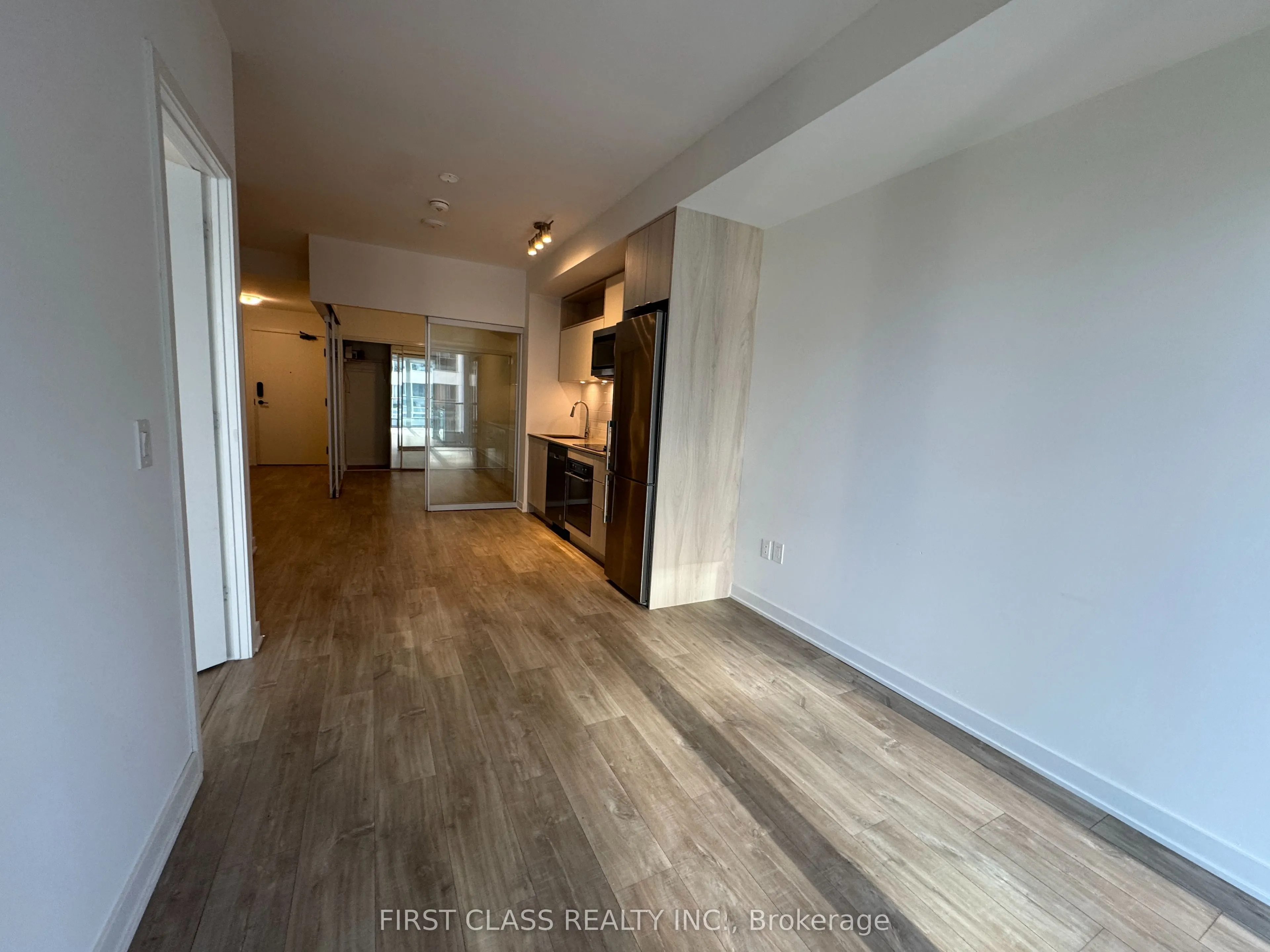 60 Princess Street, #522 SE