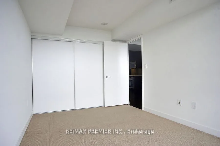 15 Iceboat Terrace, #2908