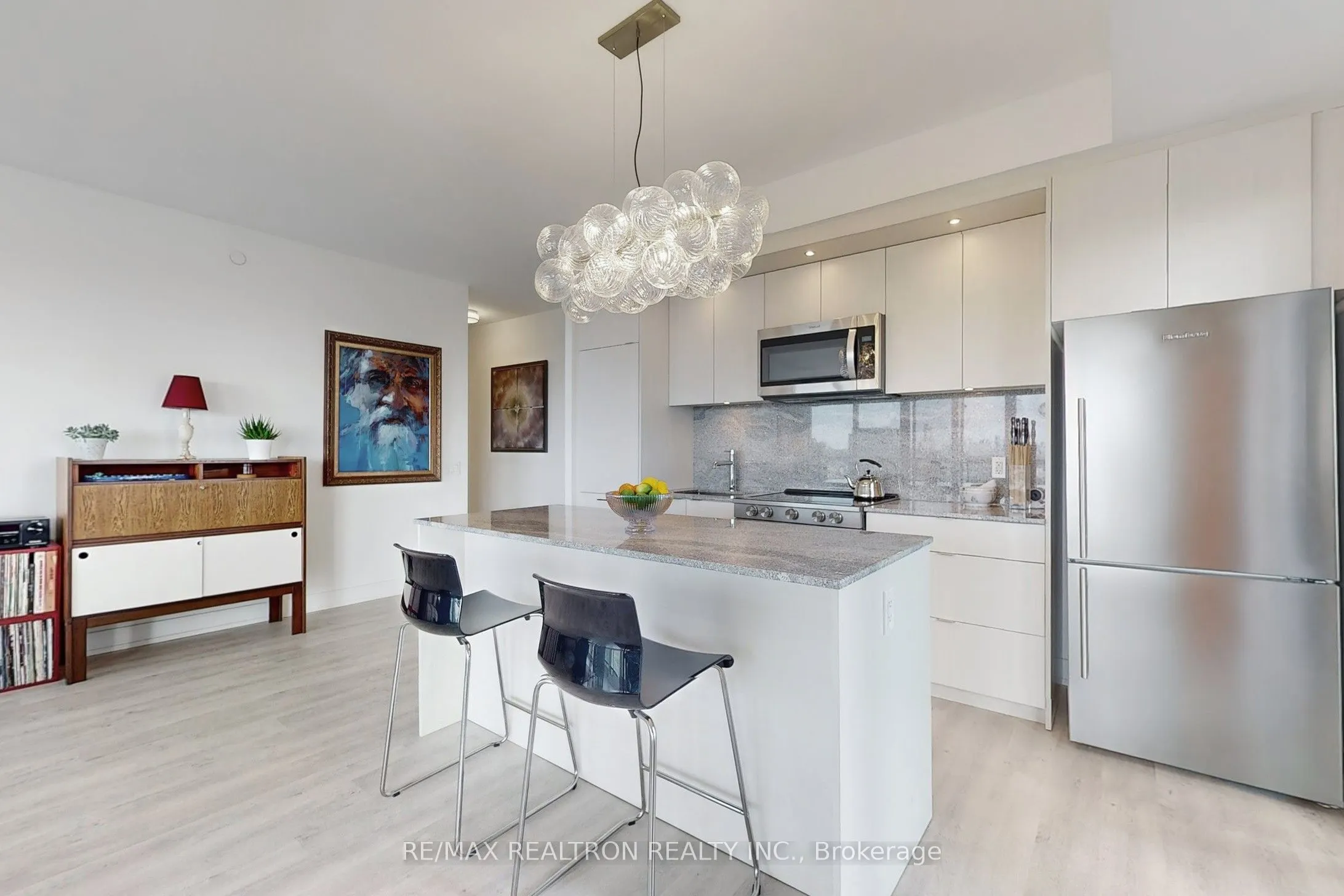 20 Inn On The Park Drive, #1432