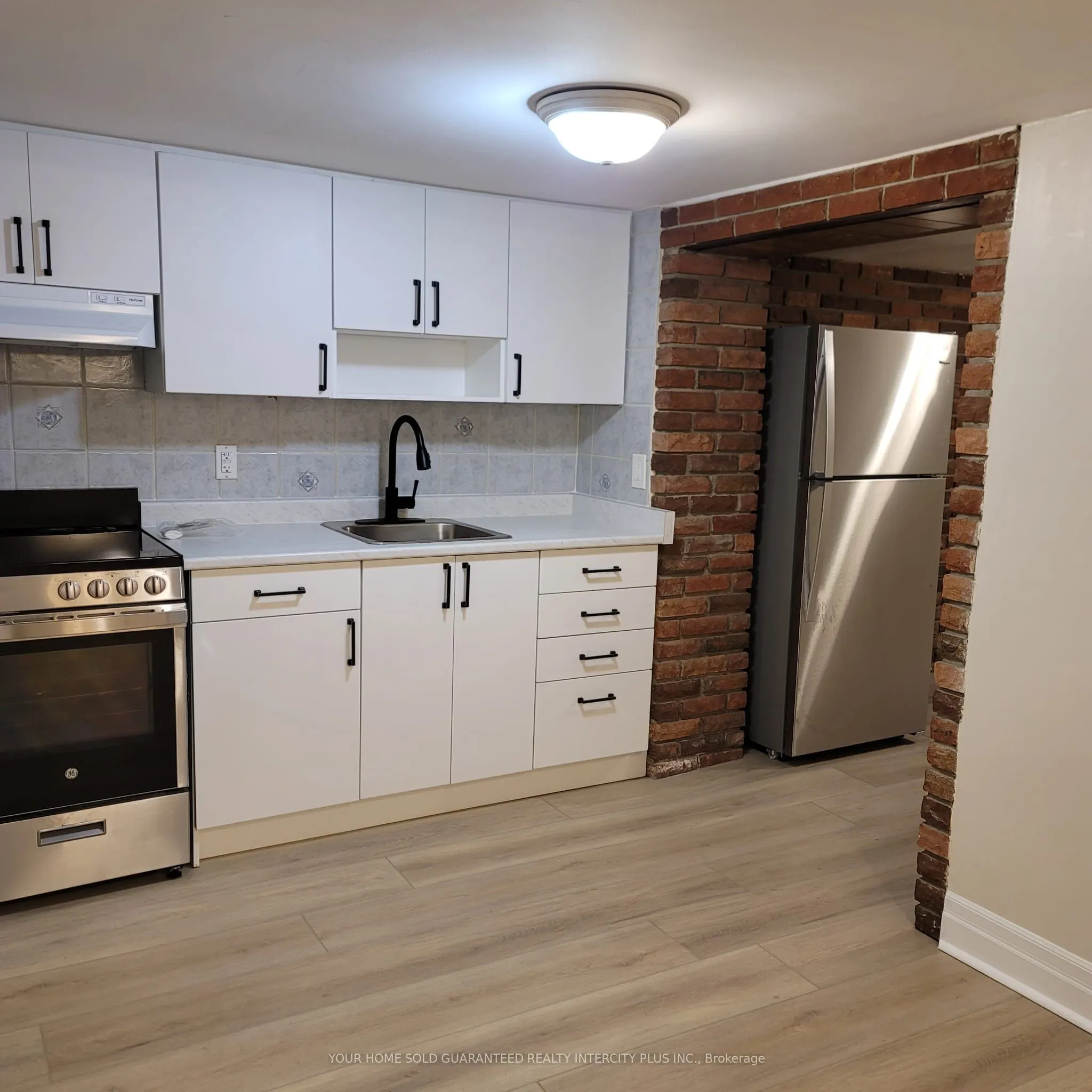11 Rusholme Drive, #Lower