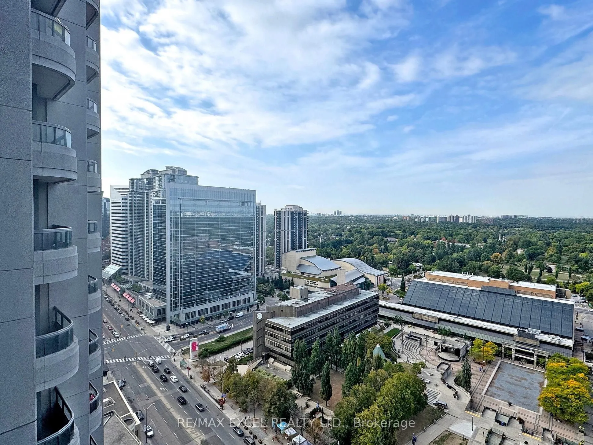 8 Hillcrest Avenue, #2302
