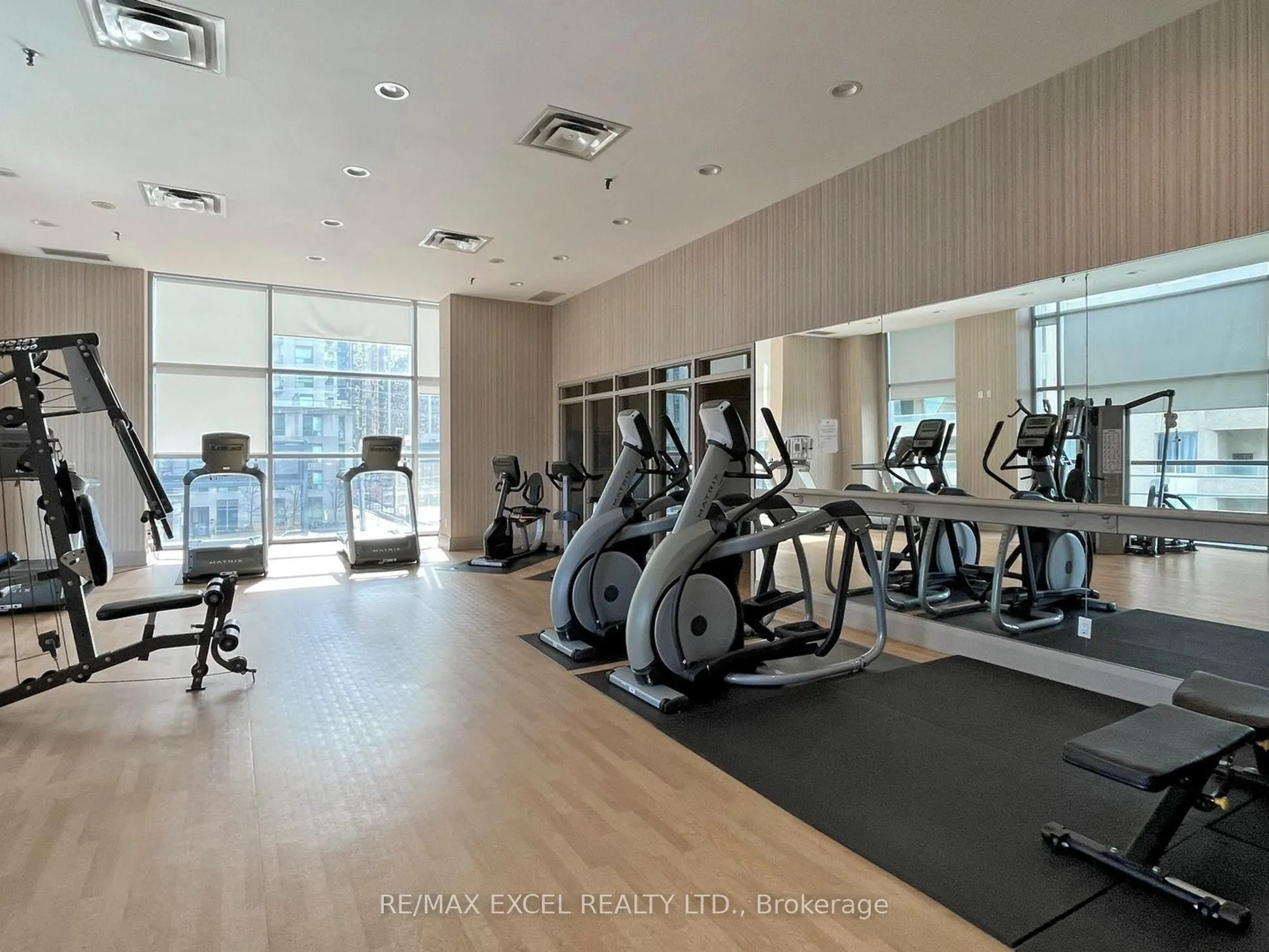 8 Hillcrest Avenue, #2302